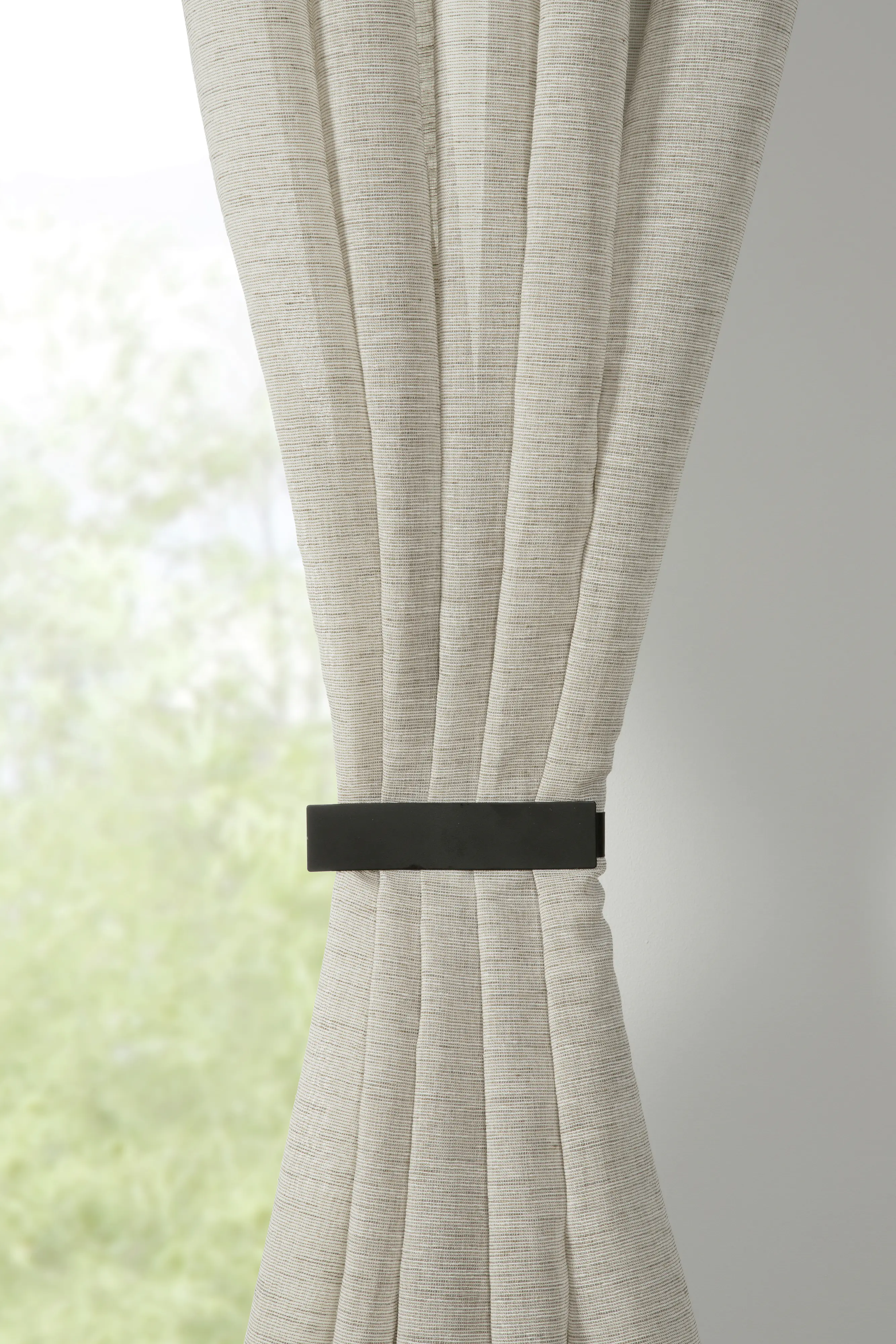 Gardinia Raffspange Indira schwarz-matt 13 cm x 3 cm