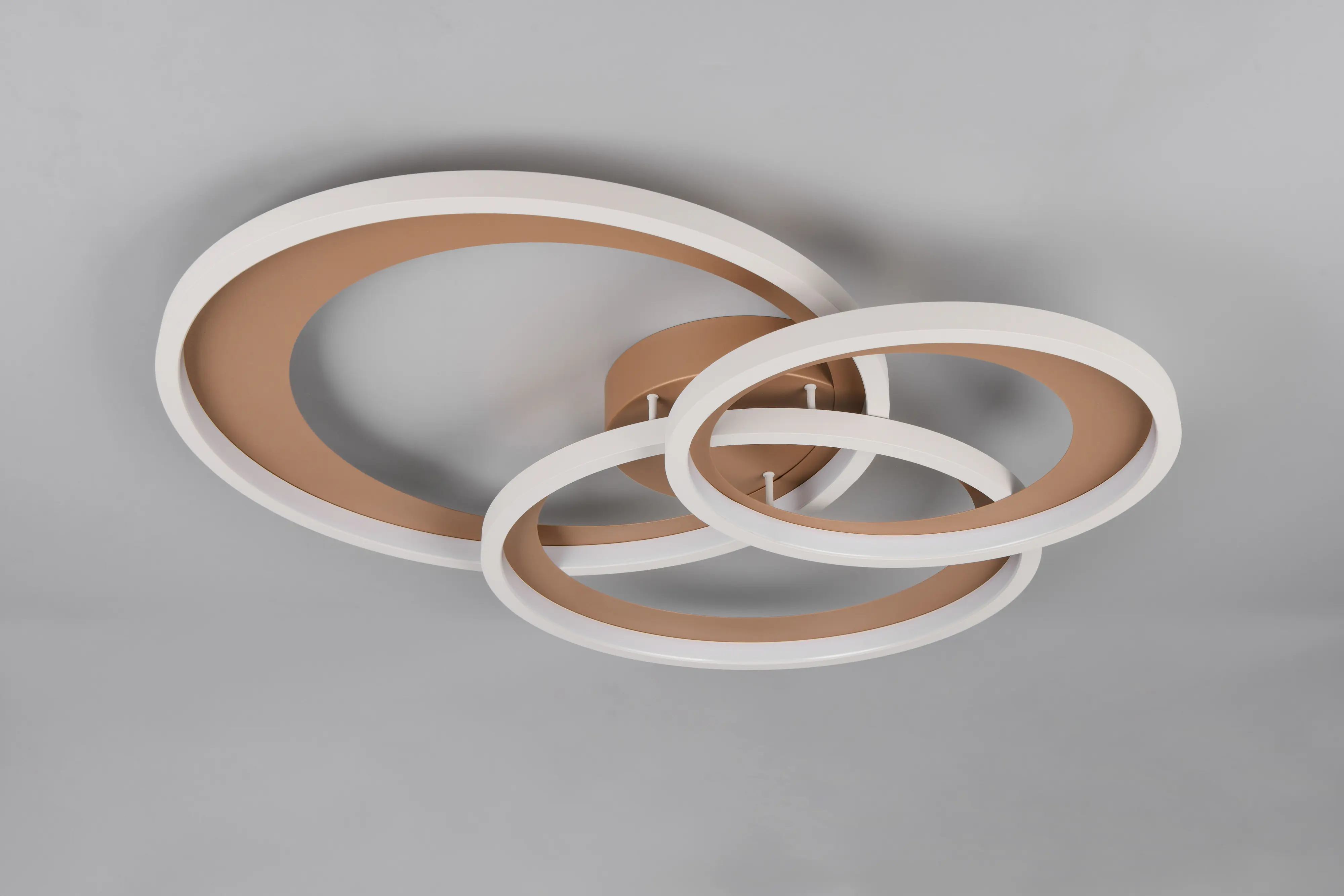 Trio LED Deckenleuchte Granada 36W grau coffee warmweiß