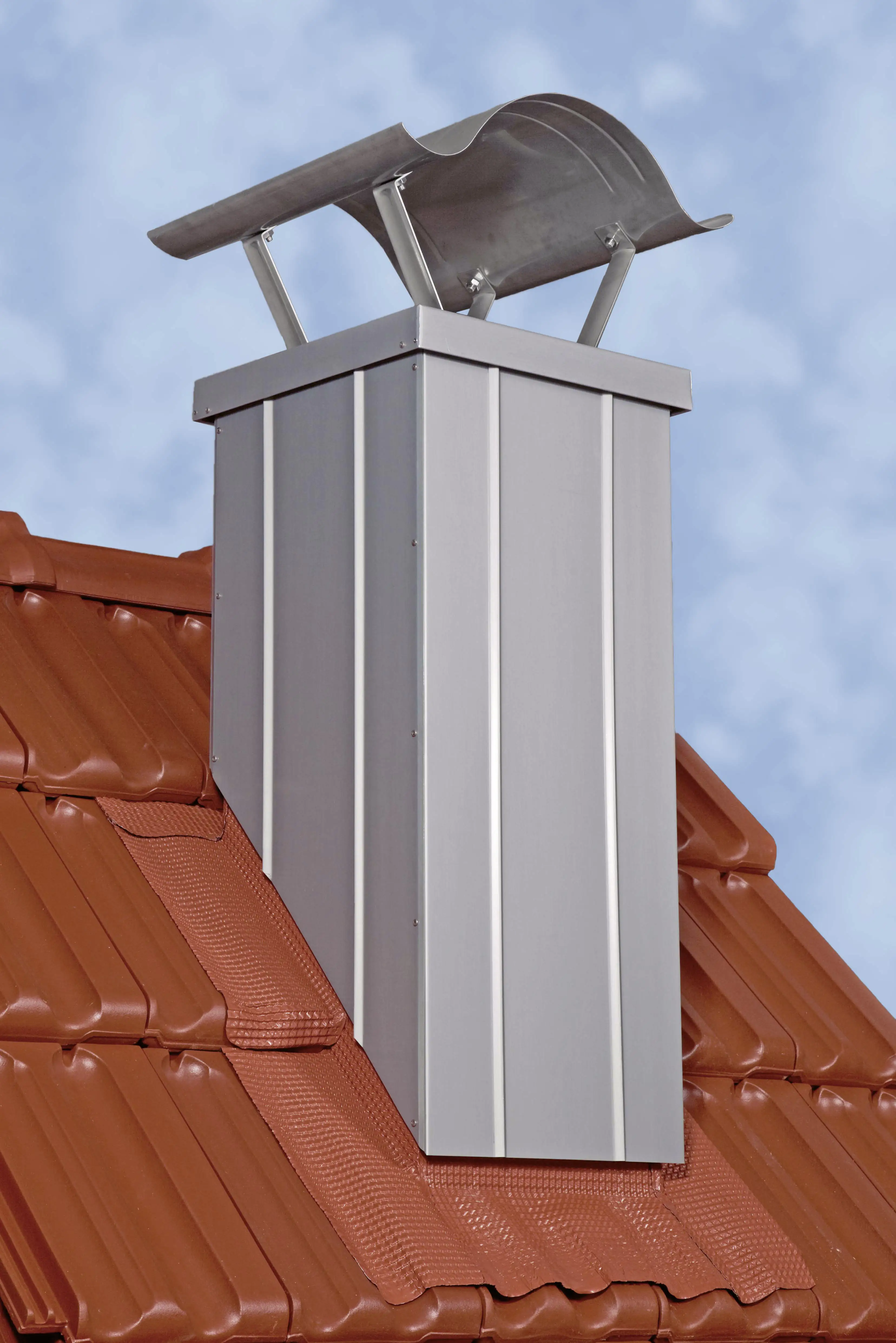 Sarei Kamin- und Wandanschluss Alu-Flex 5 m x 300 mm silber matt