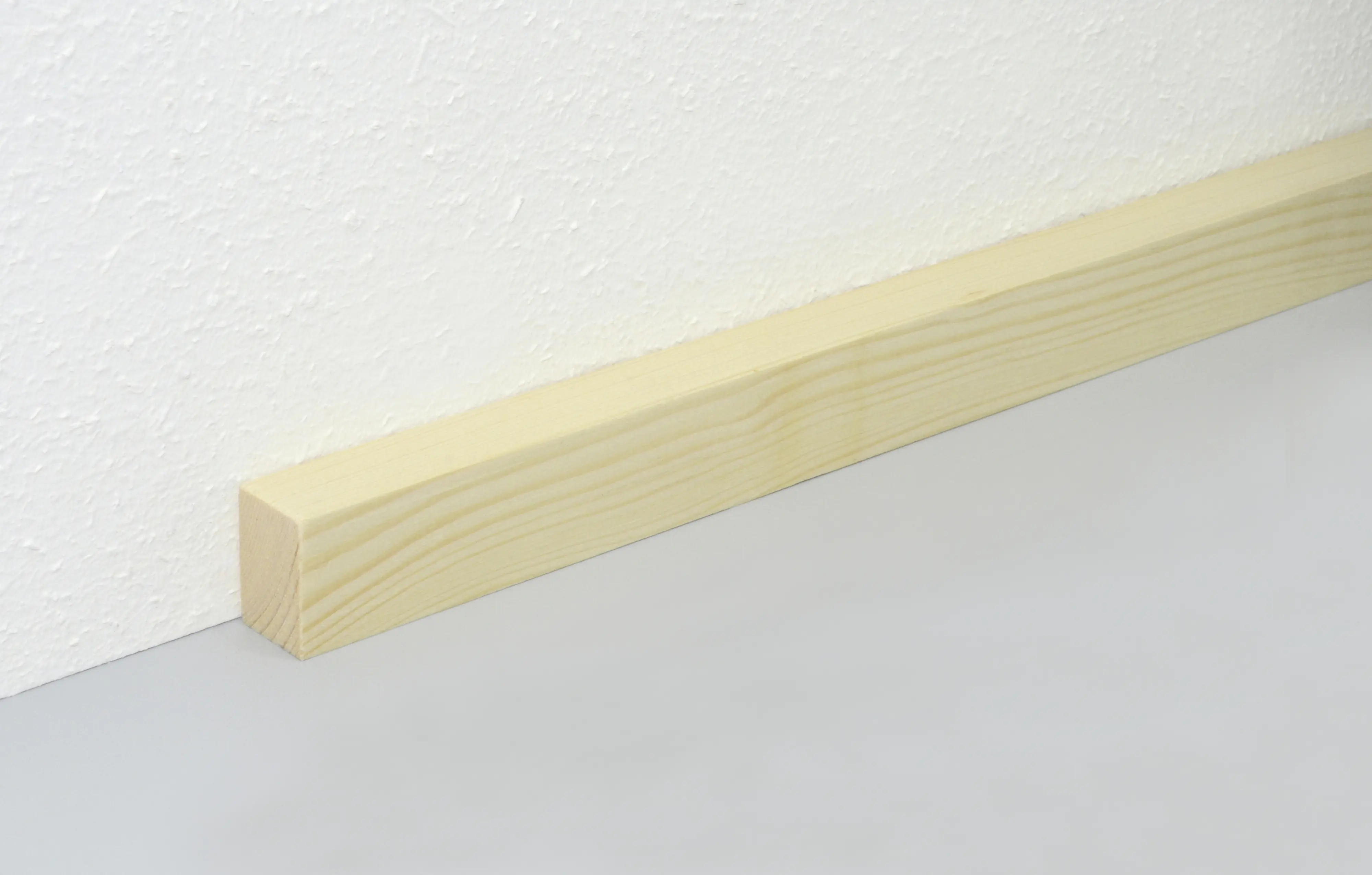 FN Neuhofer Flachleiste 100 cm 29 x 19 mm Fichte/Kiefer FN Neuhofer Flachleiste 100 cm 29 x 19 mm Fichte/Kiefer