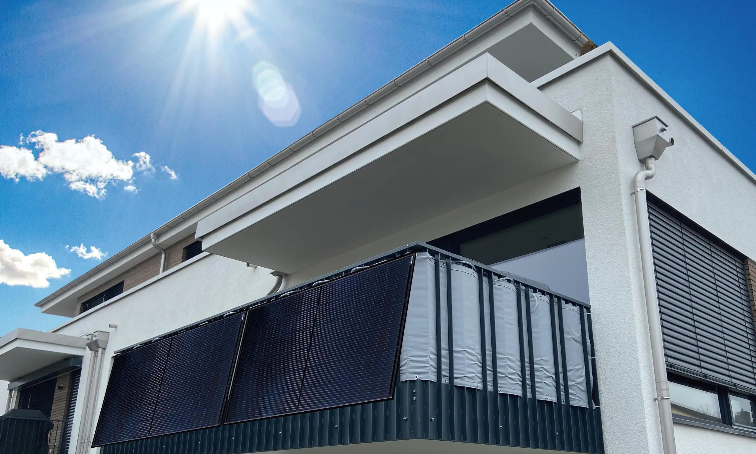 Sunlit Solar Balkonkraftwerk 600/800 Watt Aufständerung, Wifi, Wechselrichter