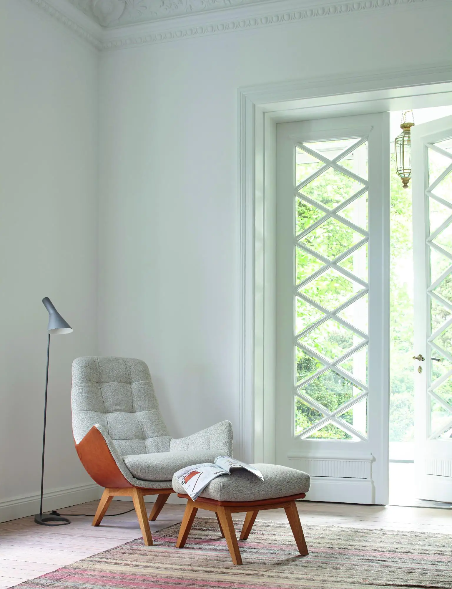 Alpina Weißlack für Fenster & Türen 2 L weiß seidenmatt Alpina Weißlack für Fenster & Türen 2 L weiß seidenmatt