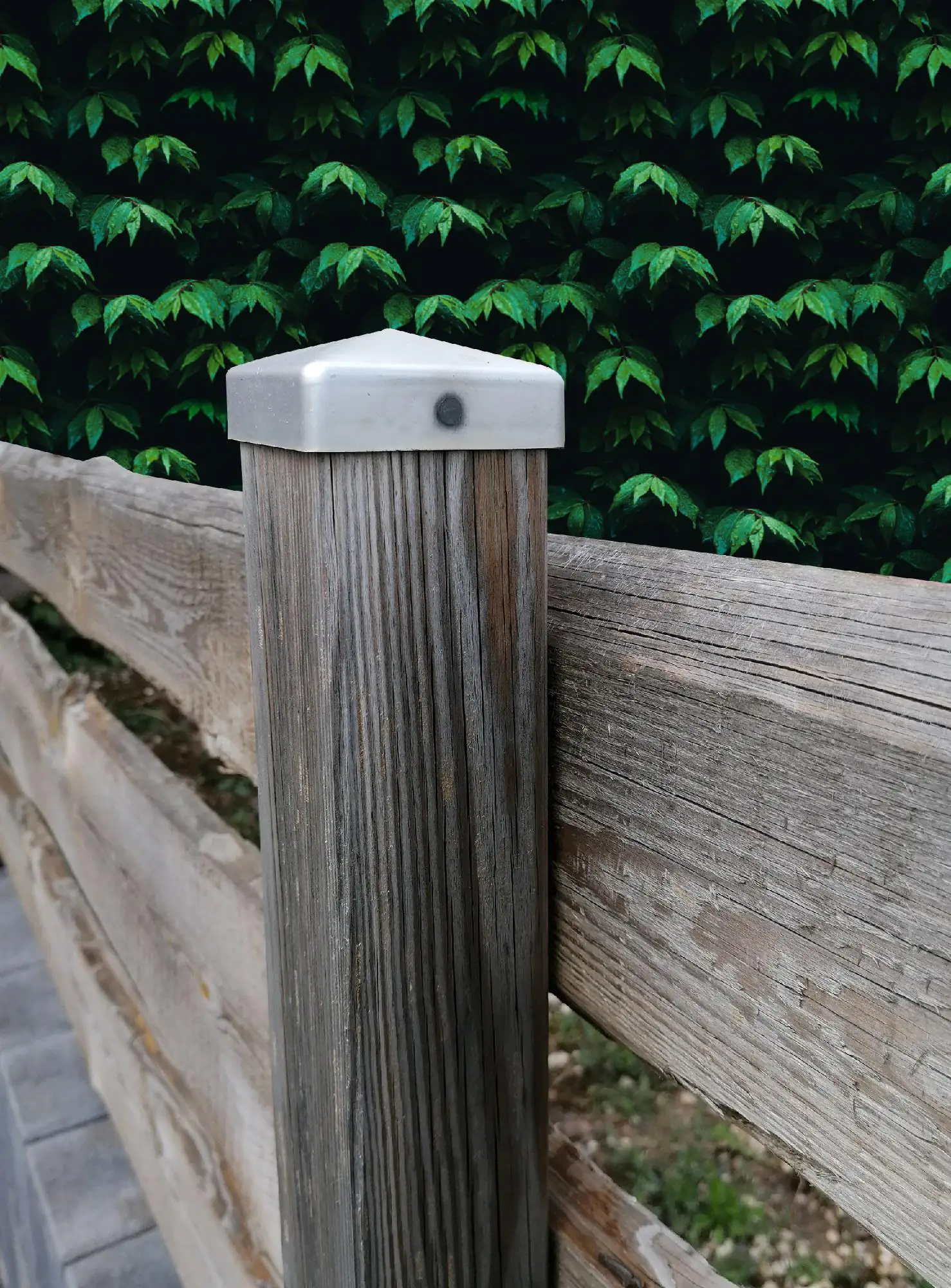 TrendLine Pfostenkappe Stahl spitz 70 x 70 mm