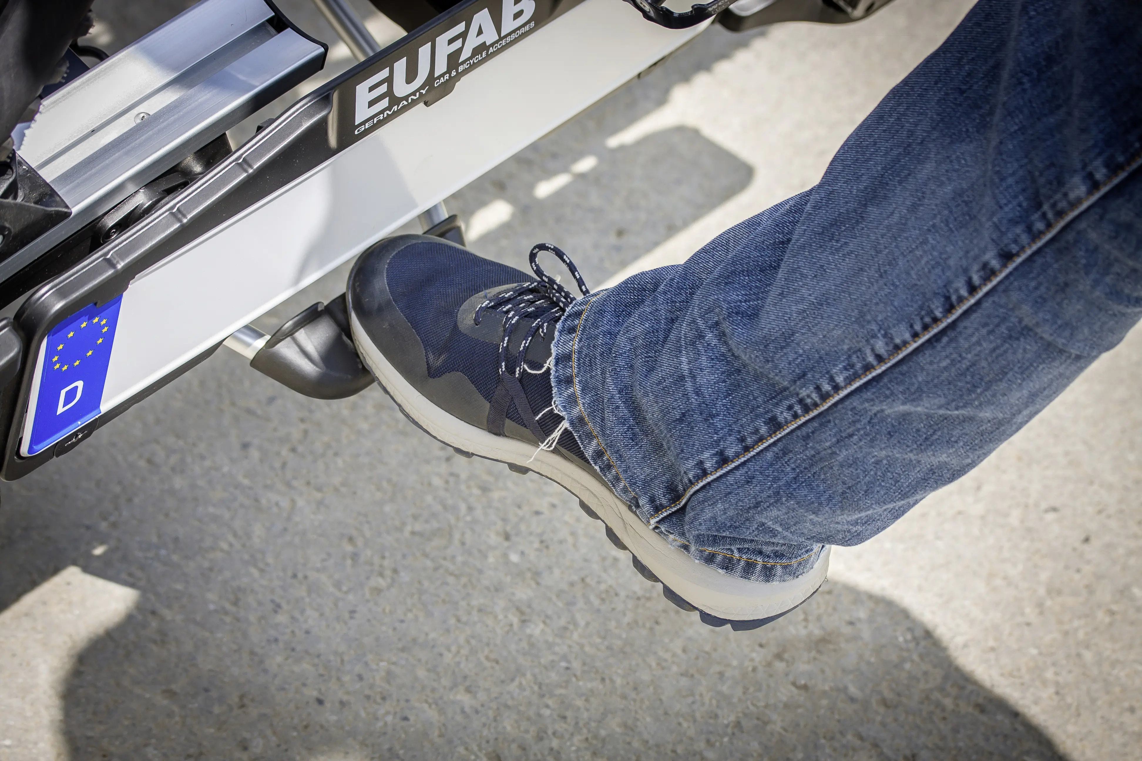 EUFAB Fahrradheckträger Finch für 2 Fahrräder teilweise vormontiert
