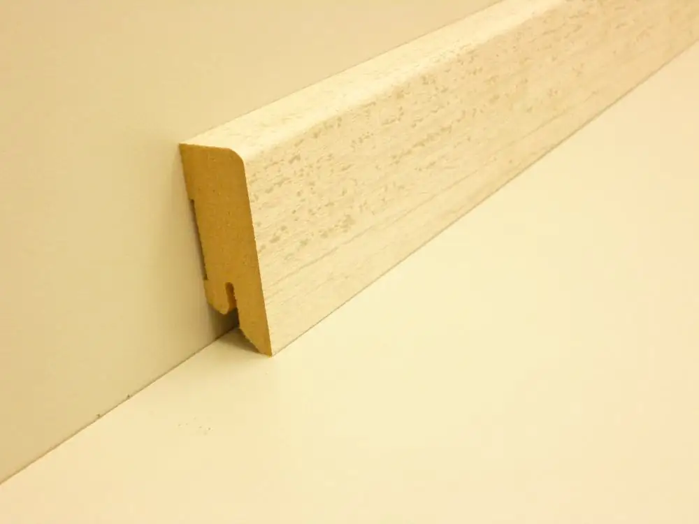 B.S. Bauprogramm Clip-Sockelleiste 250 cm 50 x 18 mm Altholz weiß