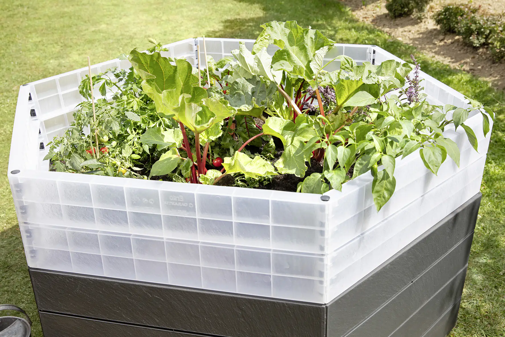 Garantia Hochbeet Ergo Turbo 75 Inkl. FLORA Wassersparsystem Garantia Hochbeet Ergo Turbo 75 Inkl. FLORA Wassersparsystem