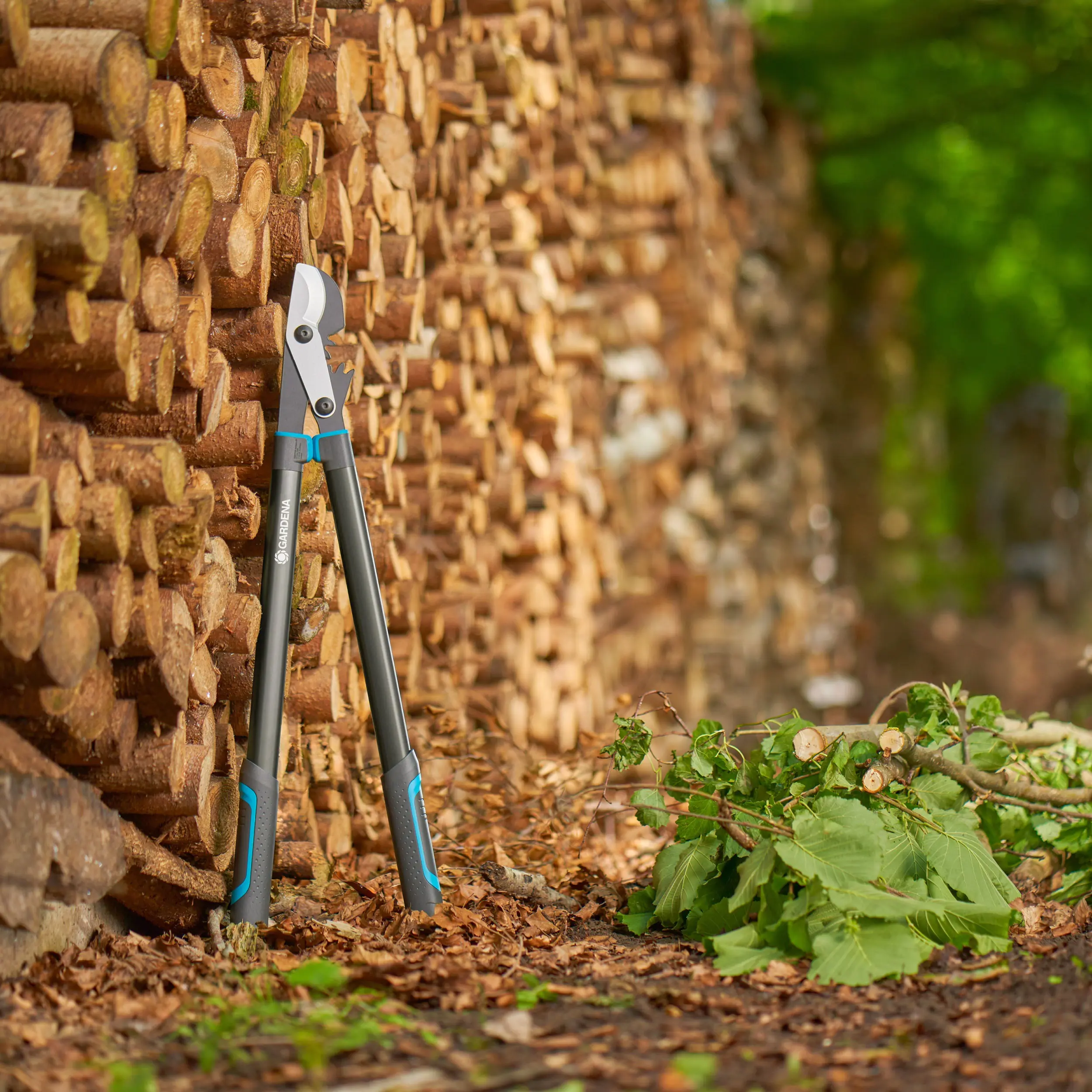 Gardena Astschere EnergyCut Pro L für grünes & frisches Holz Gardena Astschere EnergyCut Pro L für grünes & frisches Holz