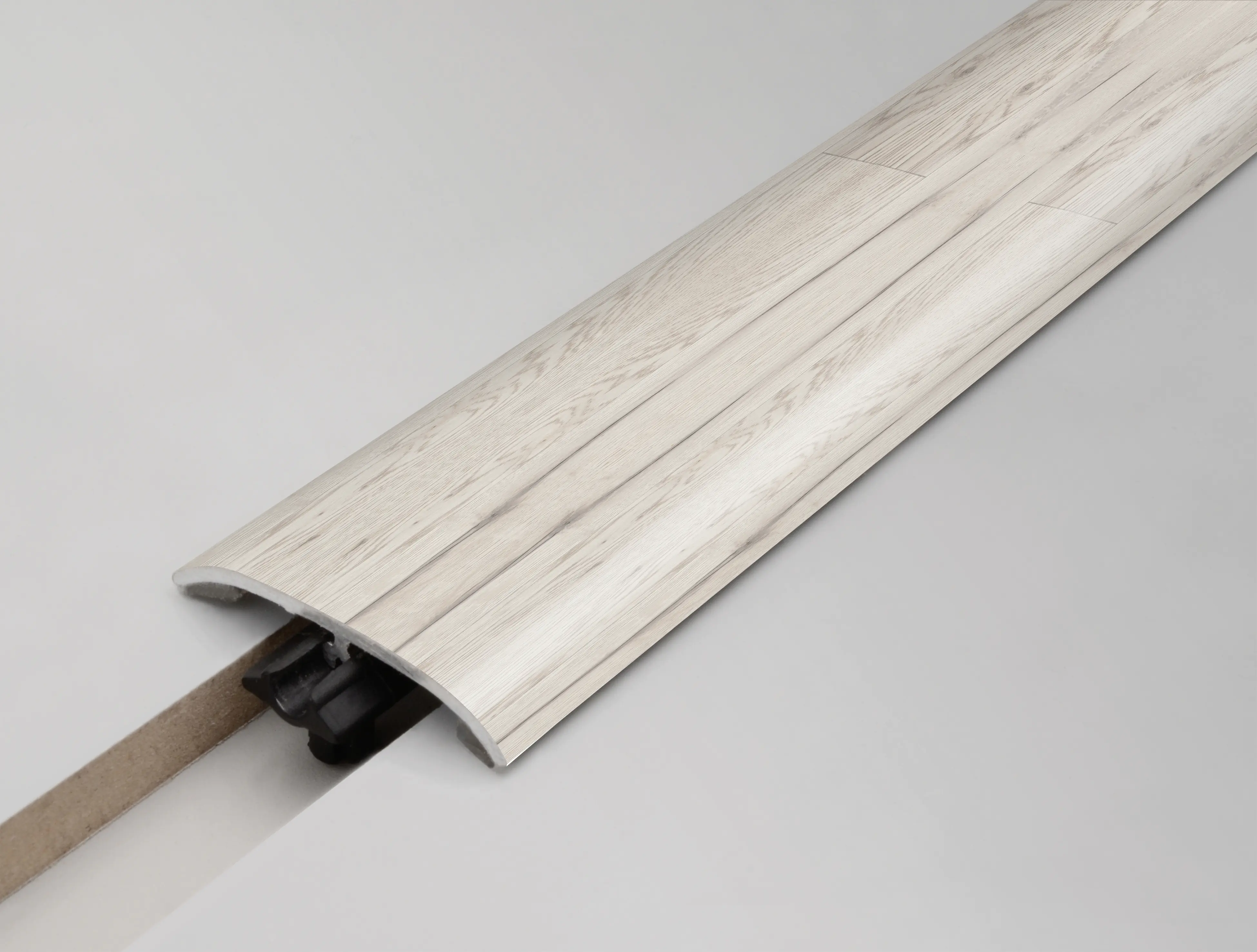 Neuhofer Übergangsprofil 90 cm, 37,5 x 5,5 mm Neuhofer Übergangsprofil 90 cm, 37,5 x 5,5 mm