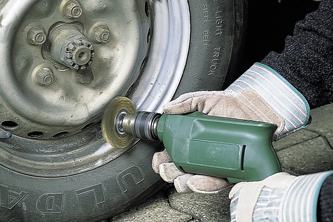 Wolfcraft Scheibendrahtbürste Ø 75 mm Messing Schaft 6 mm