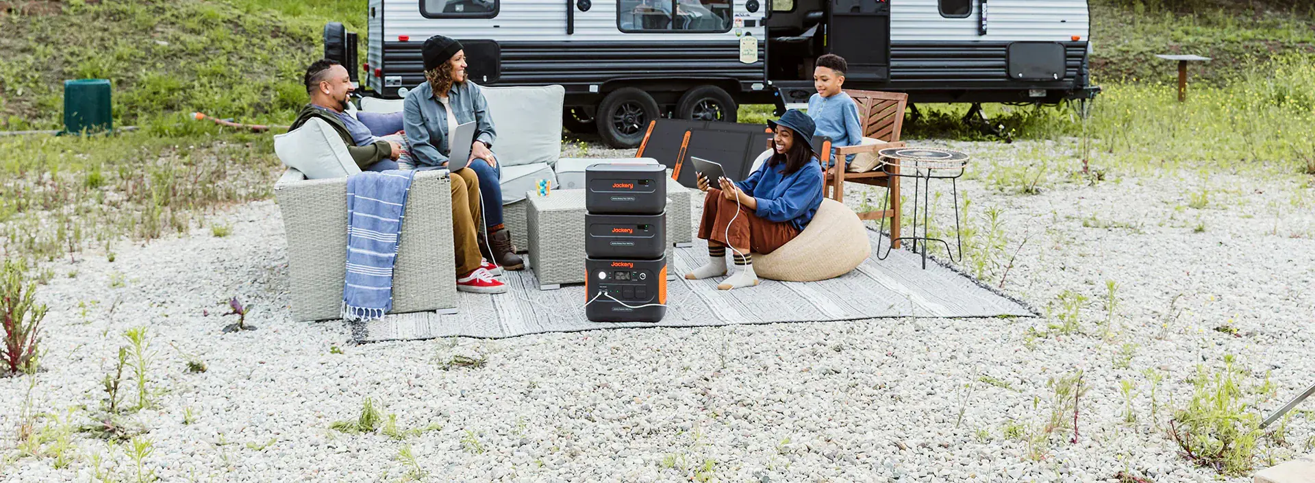 Jackery Powerstation Explorer 1000 Plus 1264 Wh 2000 Watt