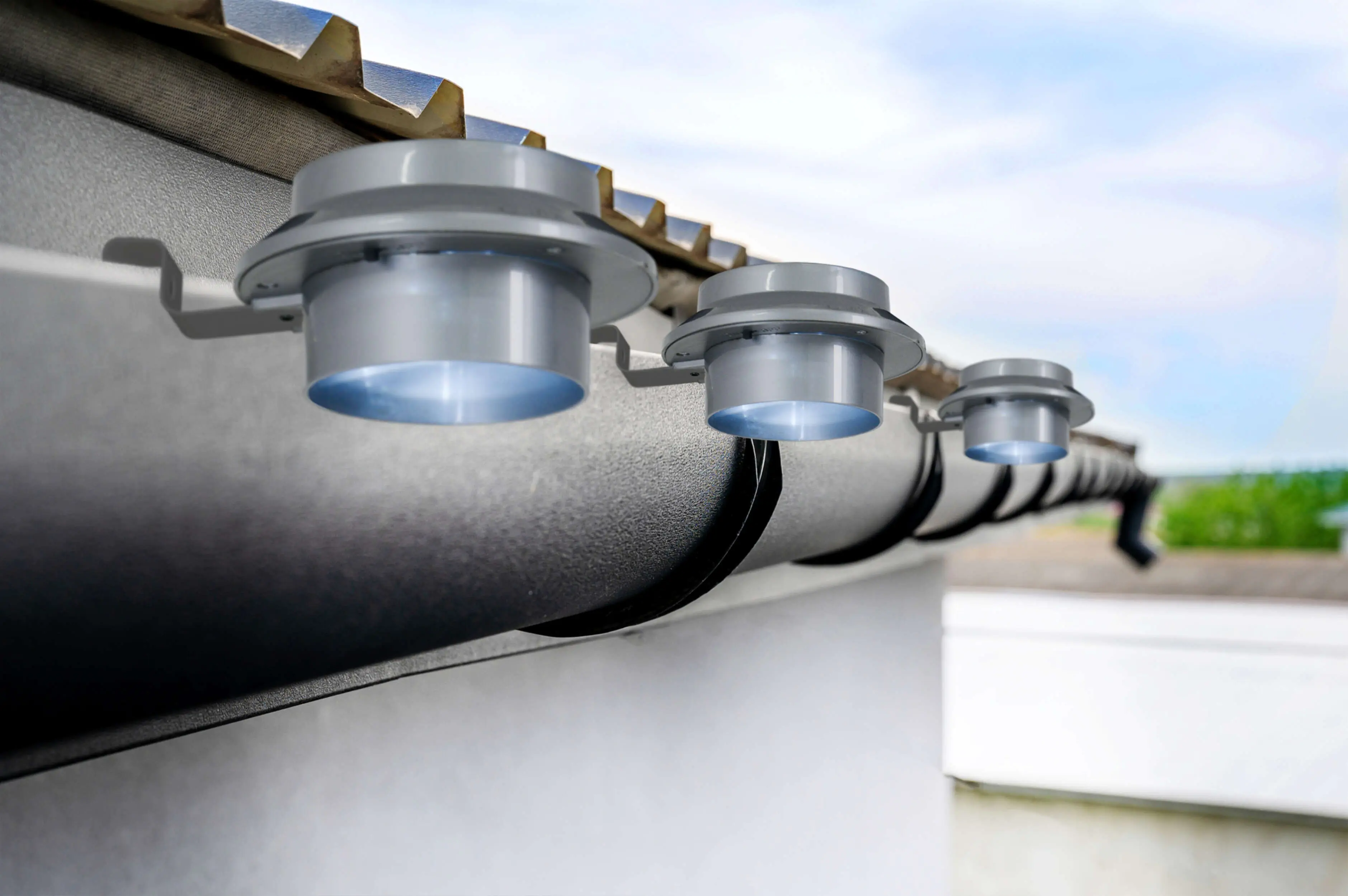 Light & More LED Solar-Dachrinnenleuchte Mistra grau Ø 10 cm kaltweiß 6 Stück