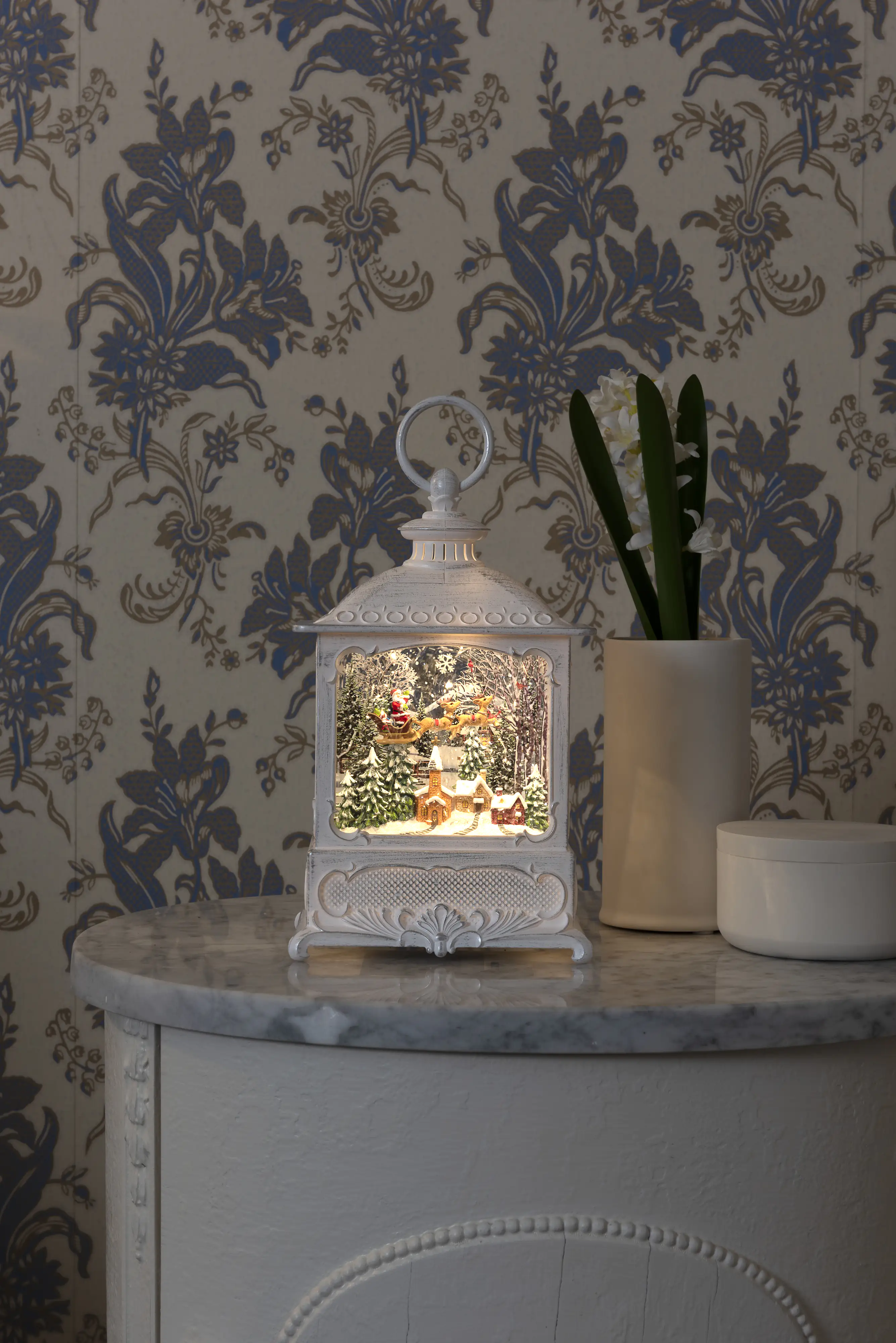 Konstsmide Wasserlaterne fliegender Weihnachtsmann, 13,5 x 8,5 x 25 cm