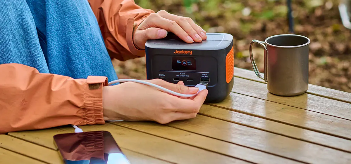 Jackery  Powerstation Explorer 100 Plus 99 Wh 128W