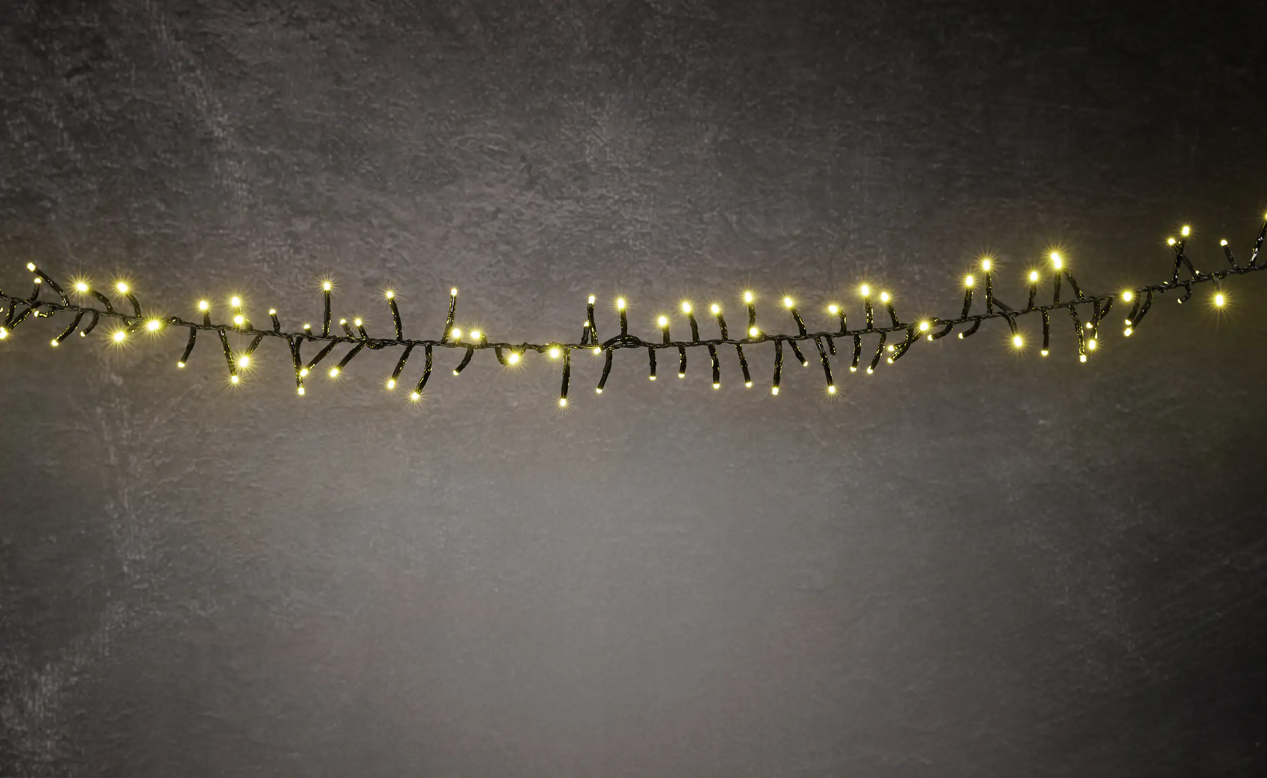 TrendLine LED-Lichterkette Cluster Außen 3 m warmweiß-schwarz mit Timer, Dimmer TrendLine LED-Lichterkette Cluster Außen 3 m warmweiß-schwarz mit Timer, Dimmer