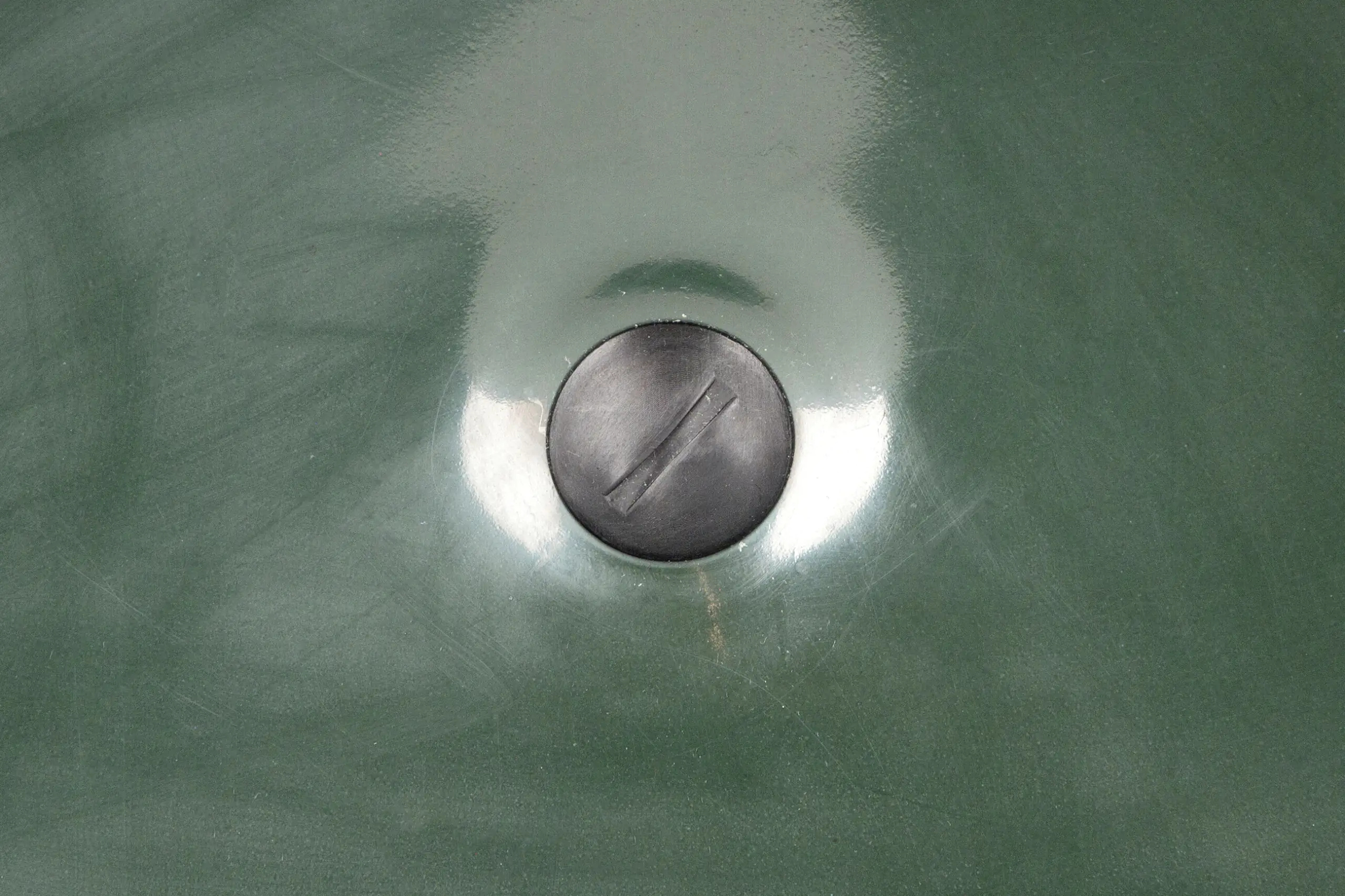 Kerbl Futtertrog halbrund aus Kunststoff grün