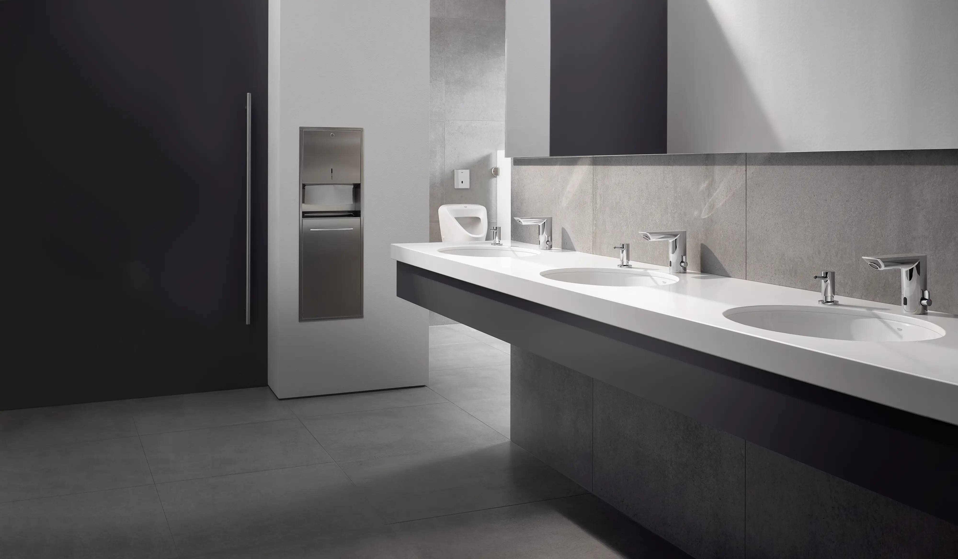 4005176473678_2538361 Grohe Waschtischarmatur Bau Cosmopolitan E mit berührungsloser Betätigung