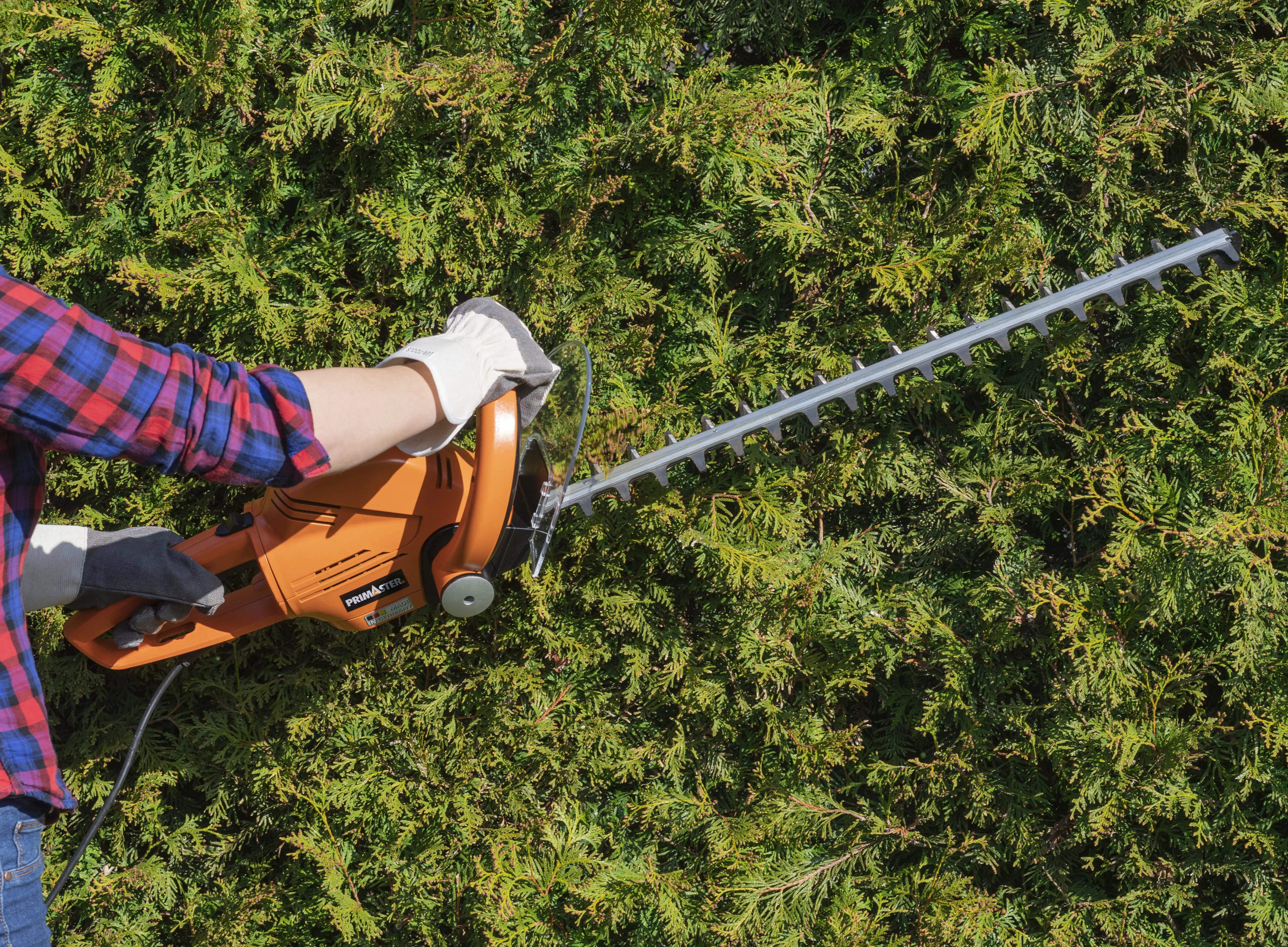 Primaster Elektro-Heckenschere PMHS 7560 60 cm Schnittlänge