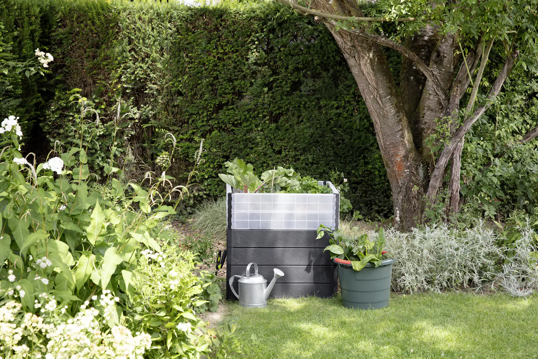 Garantia Hochbeet Ergo Quadro L Turbo 75 mit FLORA-Wassersparsystem Garantia Hochbeet Ergo Quadro L Turbo 75 mit FLORA-Wassersparsystem