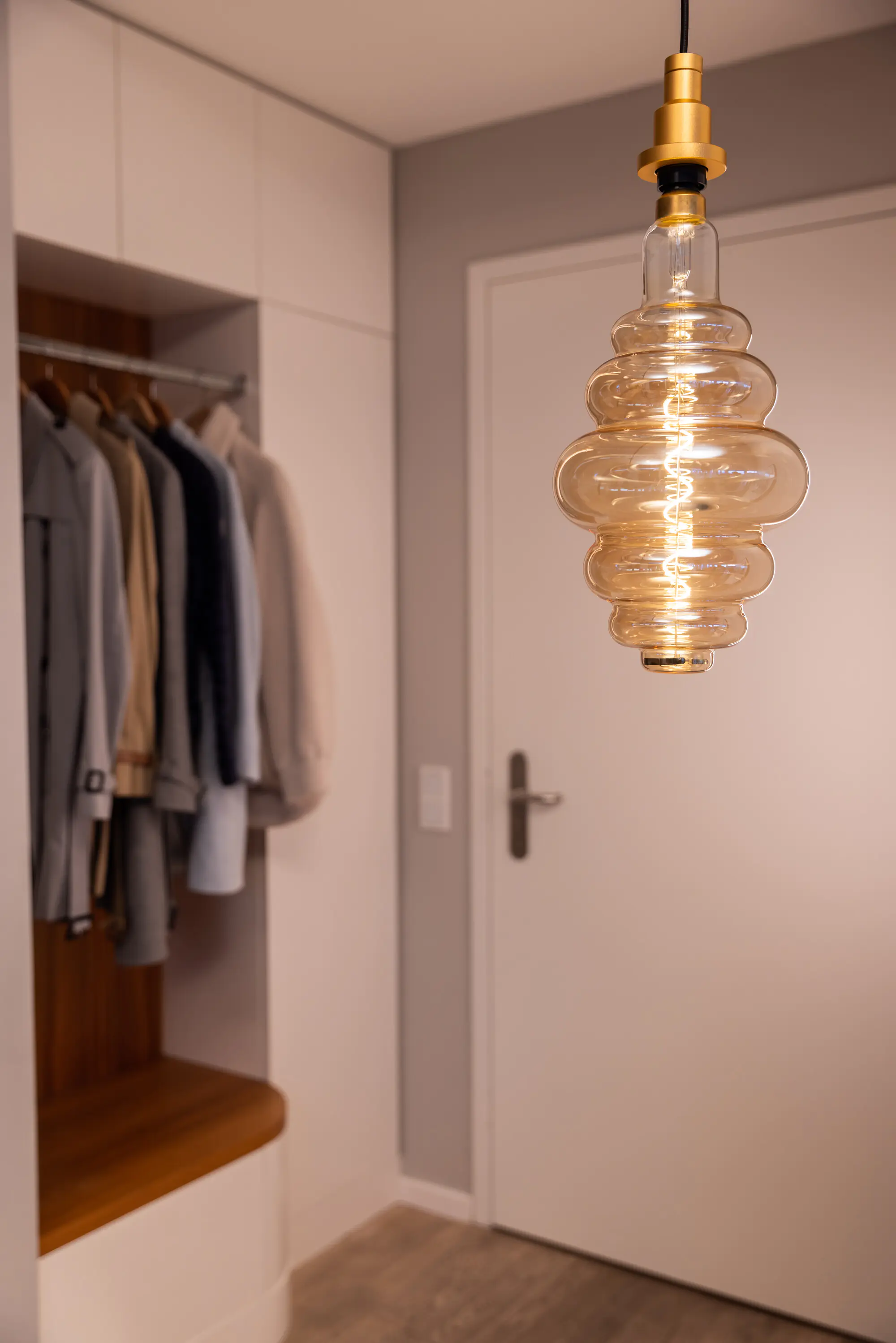 Osram LED Dekoleuchtmittel Nest E27 4,8 W warmweiß amber Osram LED Dekoleuchtmittel Nest E27 4,8 W warmweiß amber