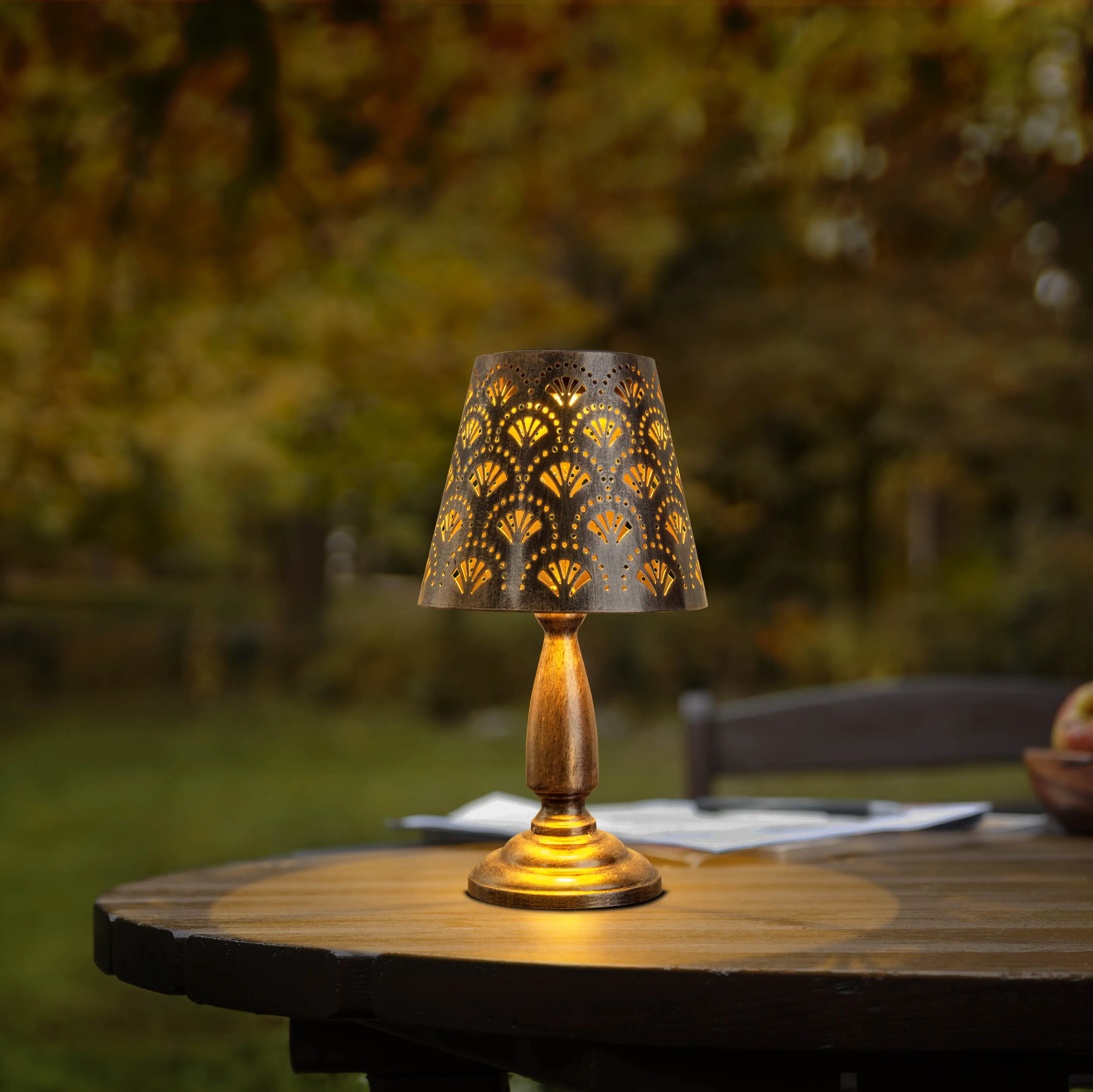 Light & More LED Solartischleuchte warmweiß