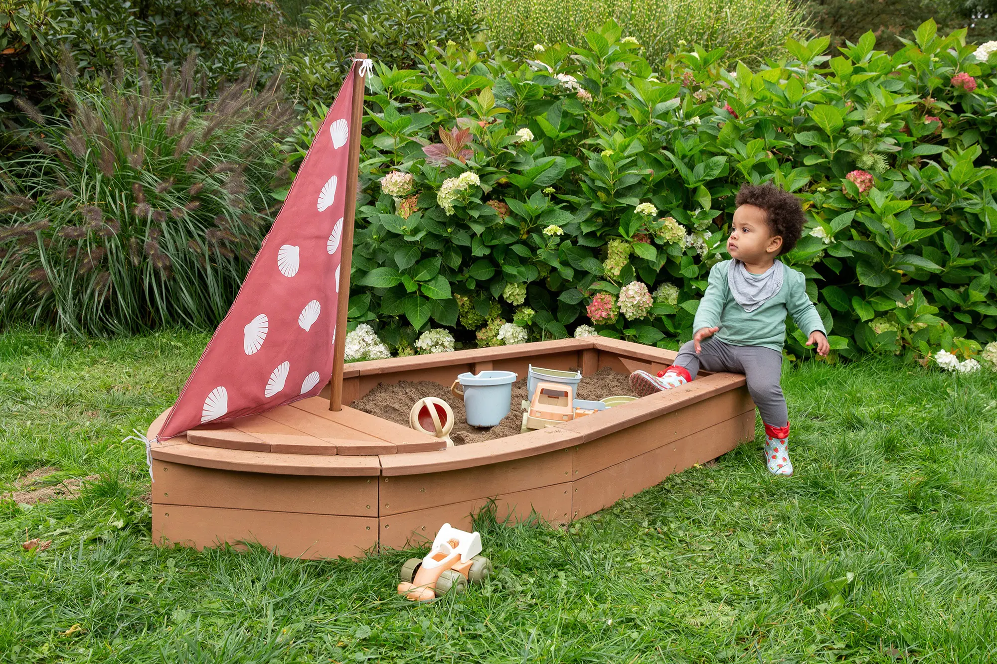 Muddy Buddy Sandkasten Seashell Diver 160 x 90 x 102 cm Muddy Buddy Sandkasten Seashell Diver 160 x 90 x 102 cm