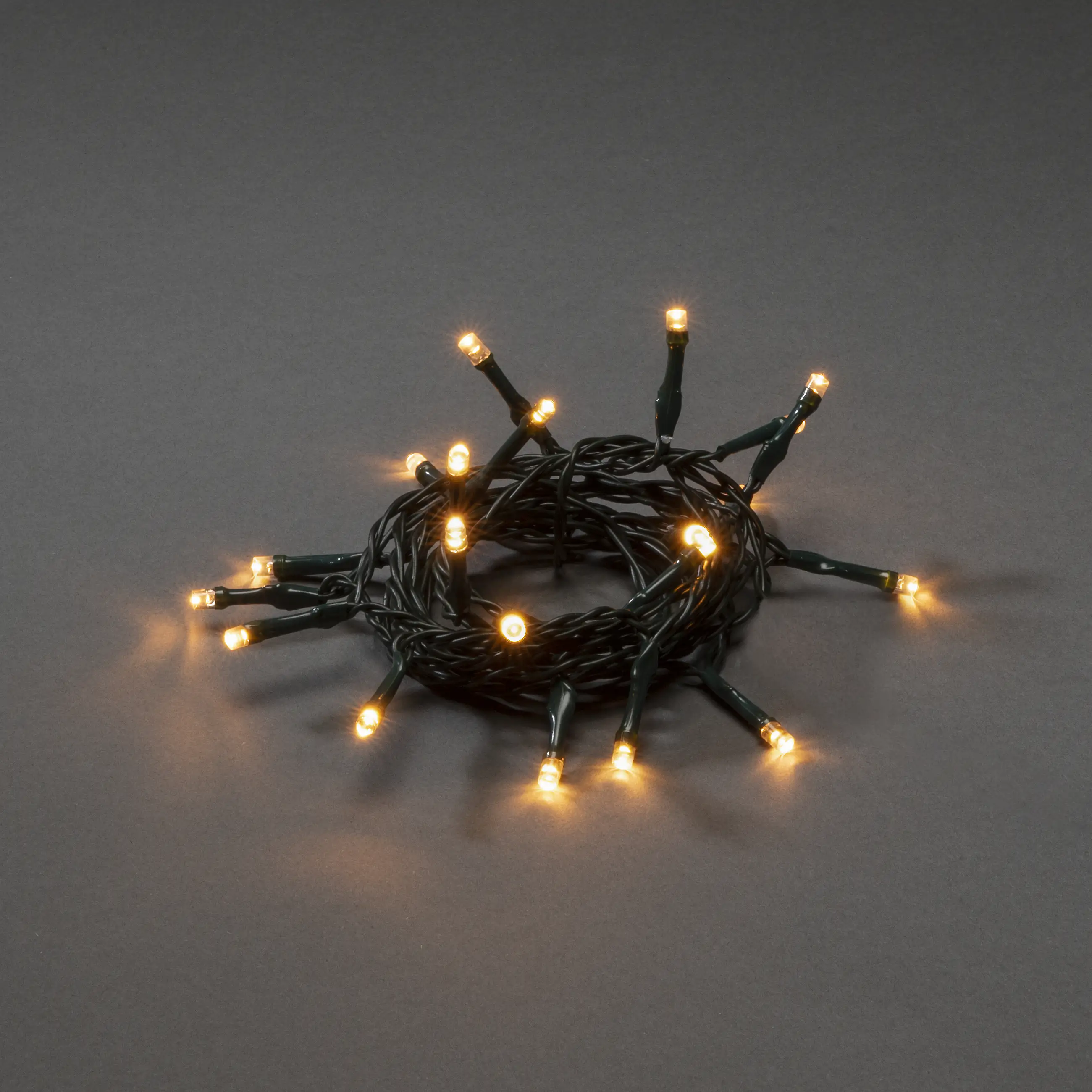 Konstsmide LED Lichterkette 30 bernsteinfarbene Dioden, batteriebetrieben Konstsmide LED Lichterkette 30 bernsteinfarbene Dioden, batteriebetrieben