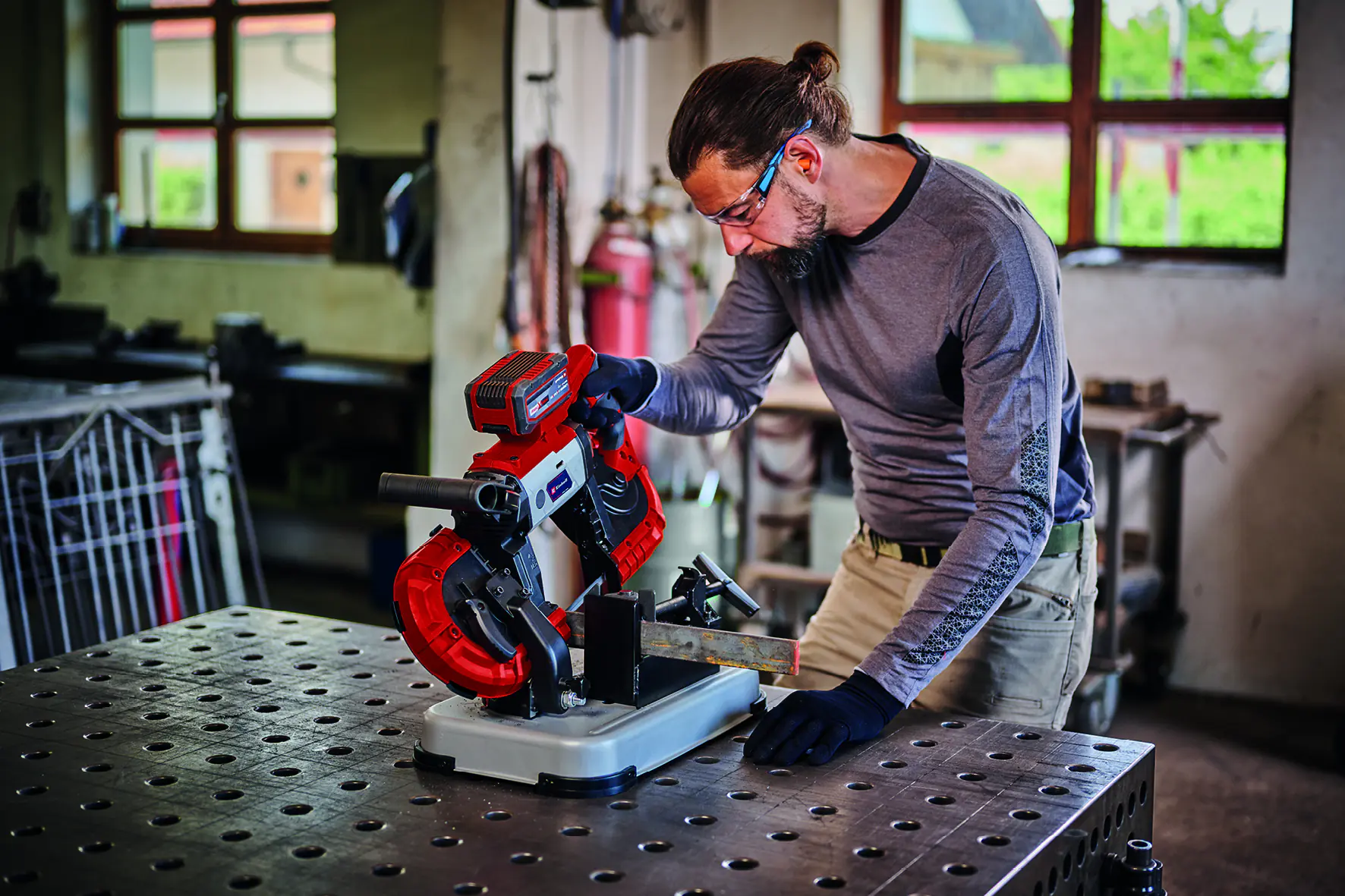 Einhell Expert Akku-Bandsäge TE-MB 18/127 U Li Solo 18 V