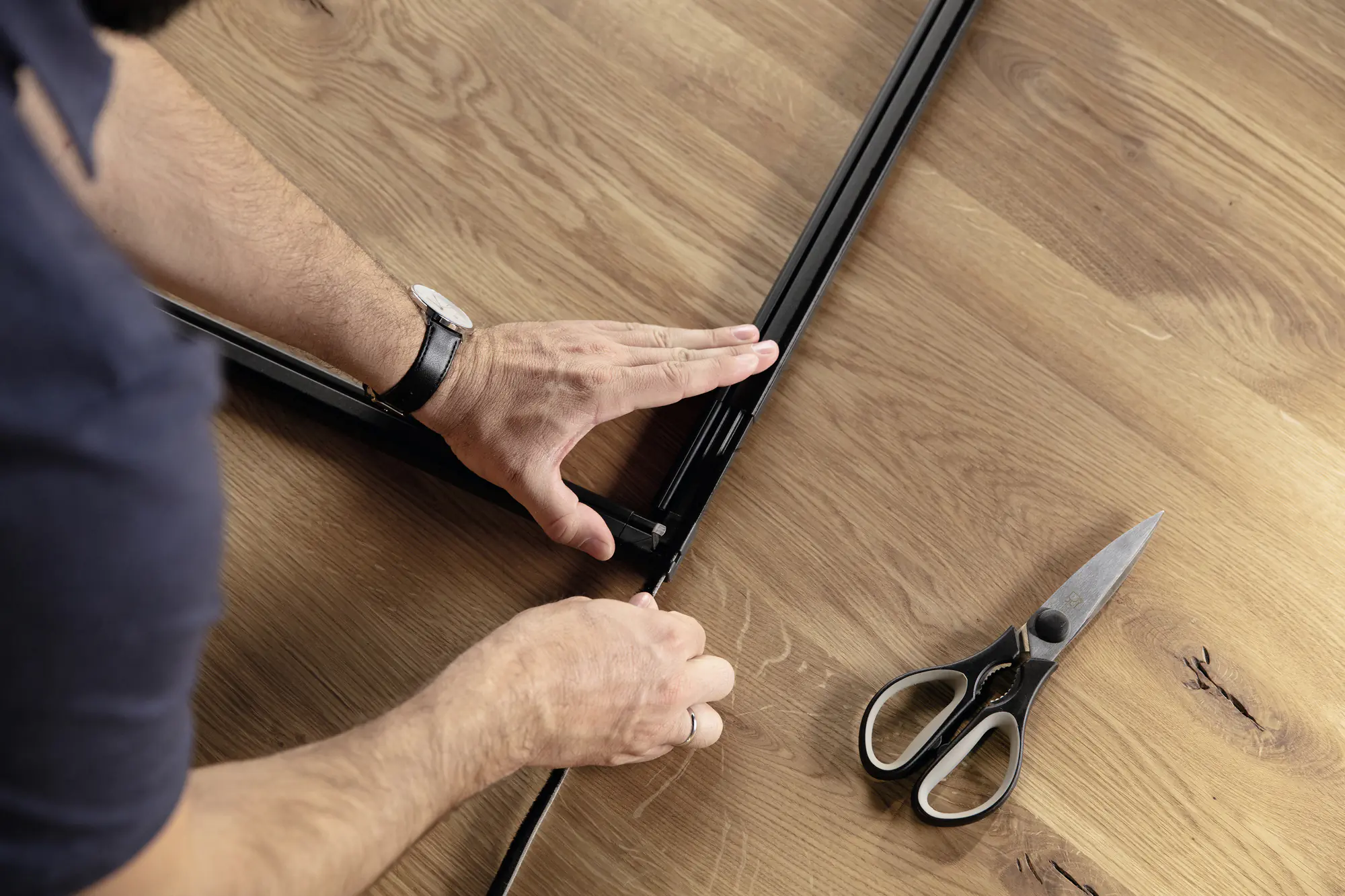 tesa Fliegenschutz-Fenster FALT 80 x 80 - 140 x 140 cm anthrazit/anthrazit tesa Fliegenschutz-Fenster FALT 80 x 80 - 140 x 140 cm anthrazit/anthrazit