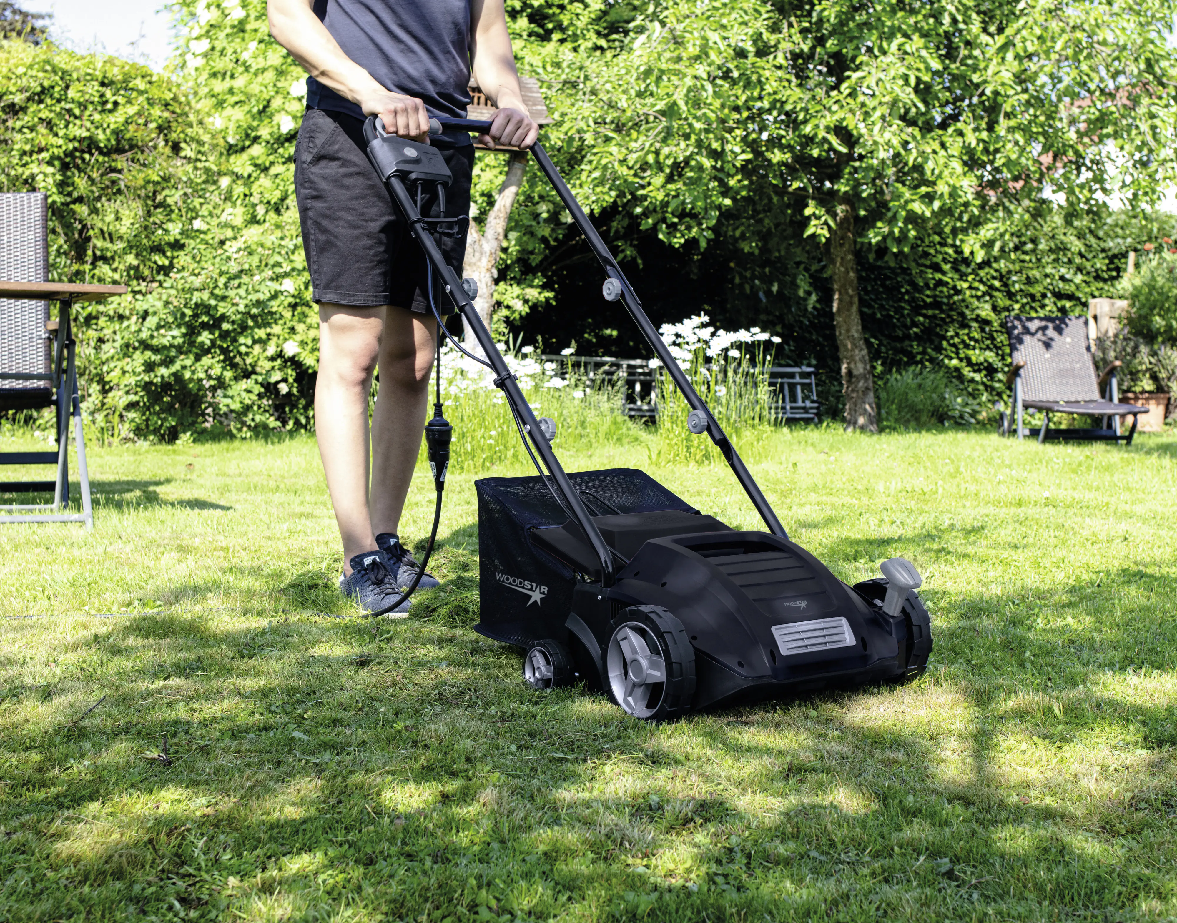 Woodster Elektro Vertikutierer EVT320 1.500 W 32 cm Arbeitsbreite