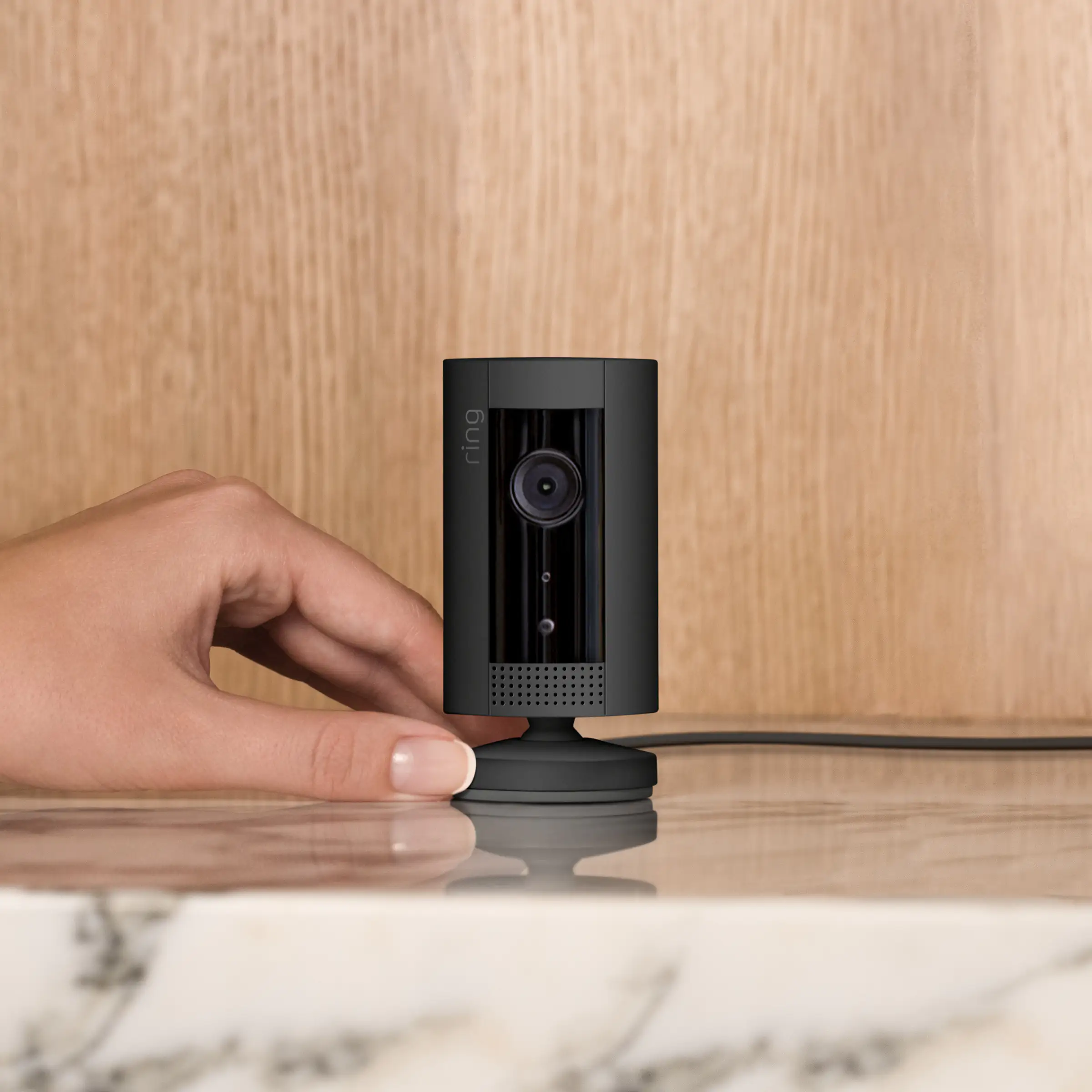 Ring Indoor Cam schwarz Überwachungskamera innen, HD-Video, WLAN Ring Indoor Cam schwarz Überwachungskamera innen, HD-Video, WLAN
