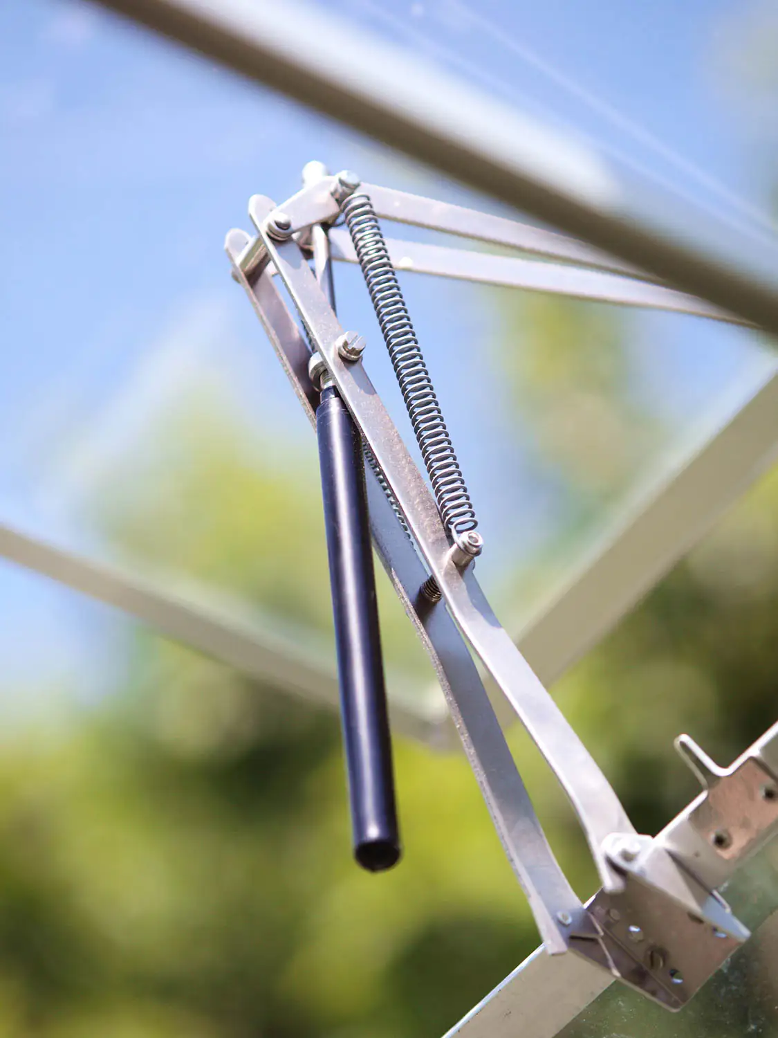 Vitavia Dachlüfter Univent automatischer Fensterheber Vitavia Dachlüfter Univent automatischer Fensterheber