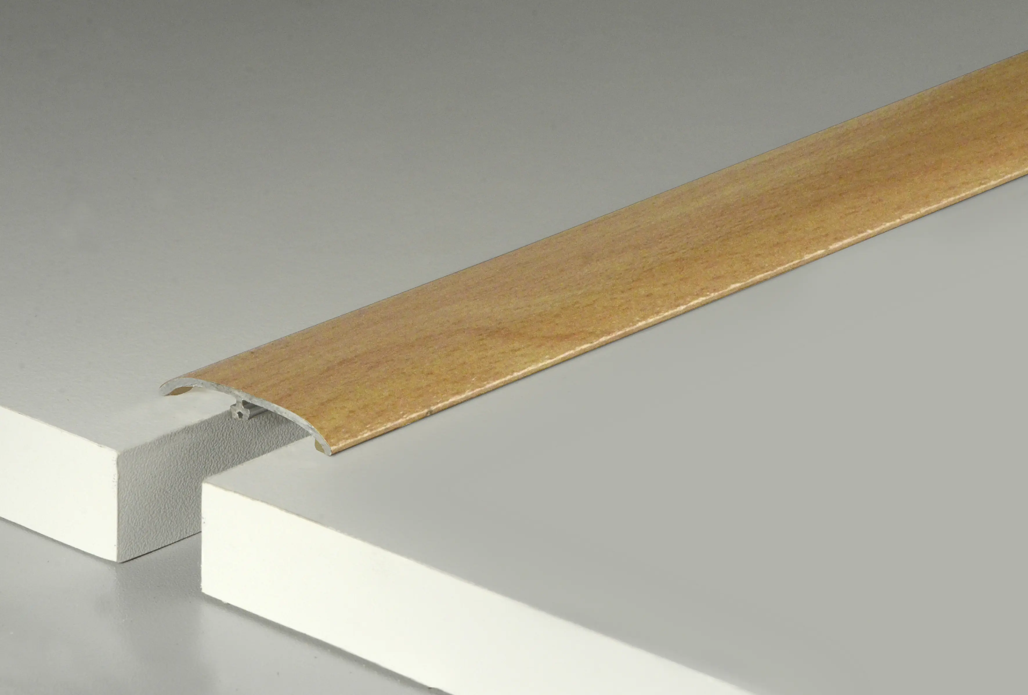 Neuhofer Übergangsprofil 90 cm, 37,5 x 5,5 mm