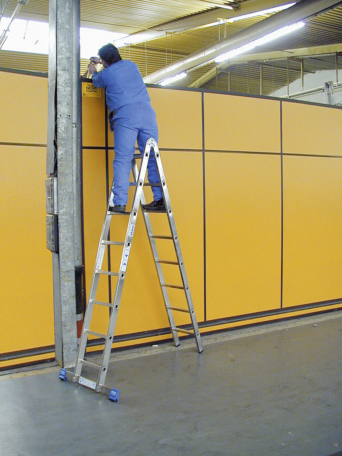 Krause Aluminium-Gelenk-Doppelleiter STABILO 5,48 m