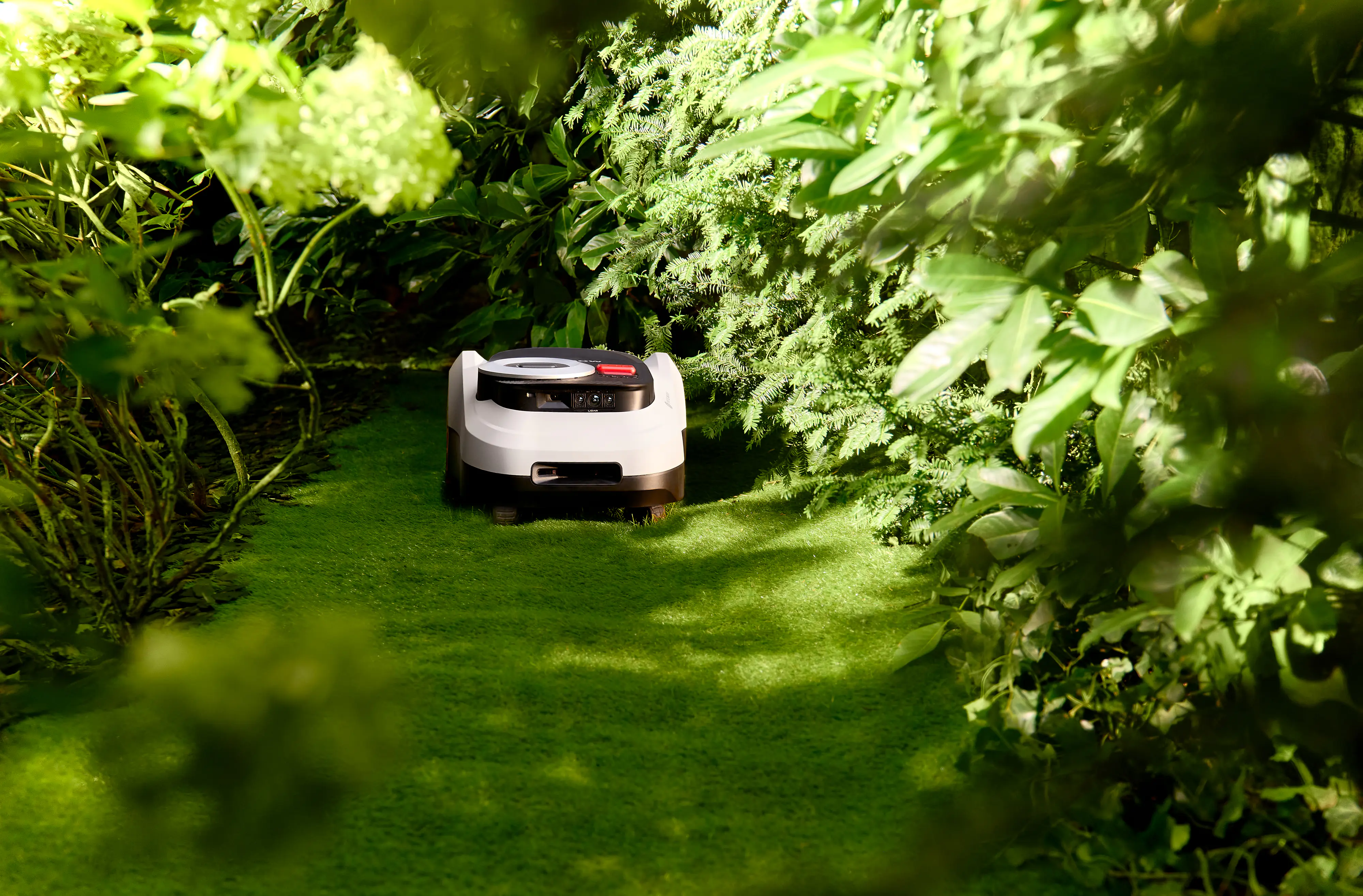 Segway Mähroboter Navimow i210E Lidar 21,6 V 22 cm Schnittbreite 1000 m²