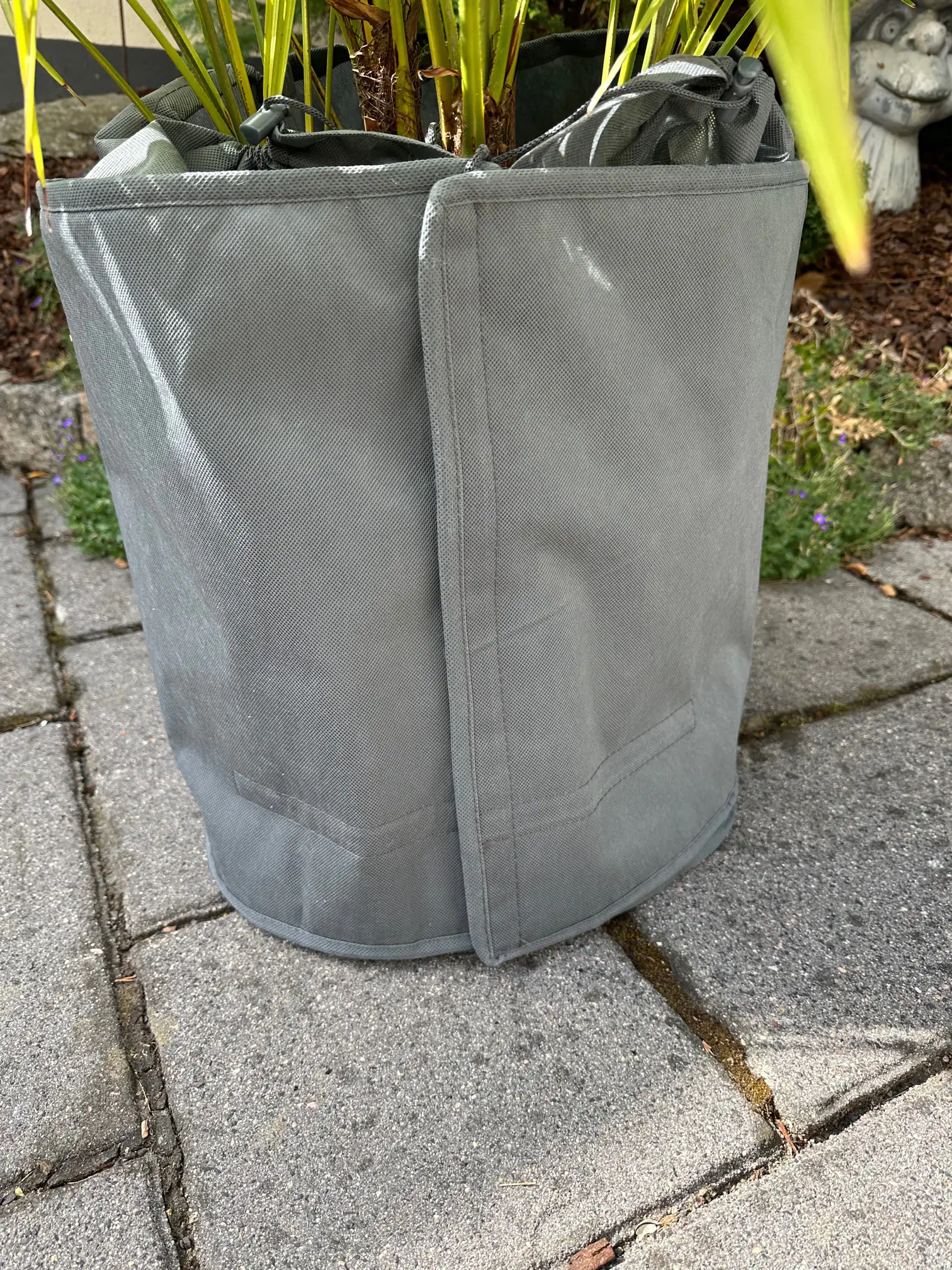 Kältetopfschutz Ø 40 cm x H. 40 cm grau Kältetopfschutz Ø 40 cm x H. 40 cm grau