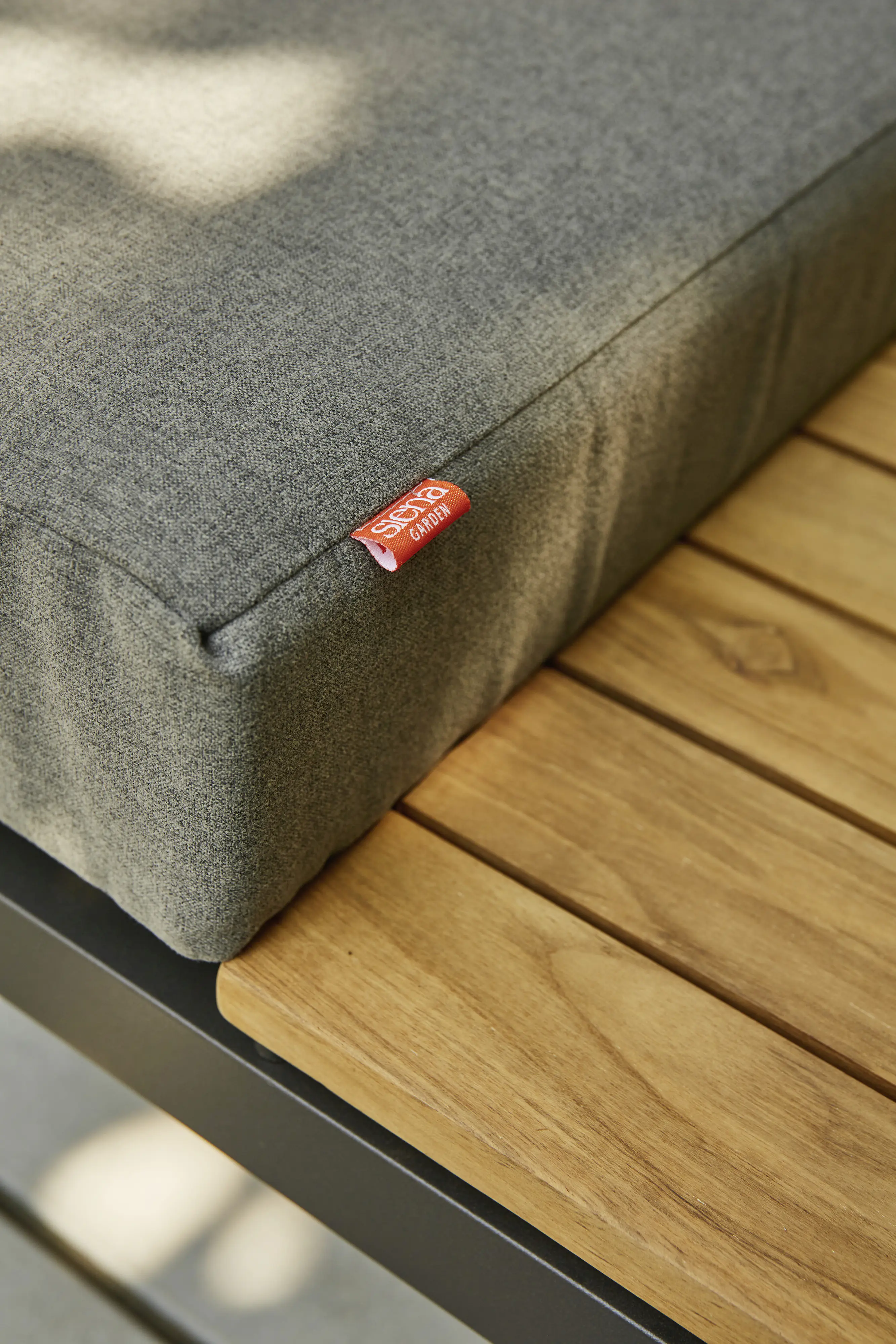 Siena Garden Gartenmöbel-Set Alvida Aluminium/Holz inkl. Kissen 7-tlg.