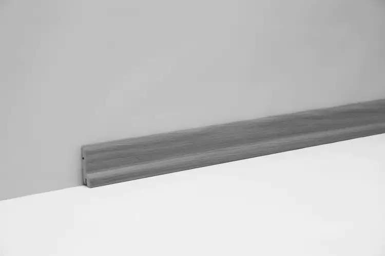 Classen Clip-Fußleiste 240 cm 40 x 20 mm Kiefer grau