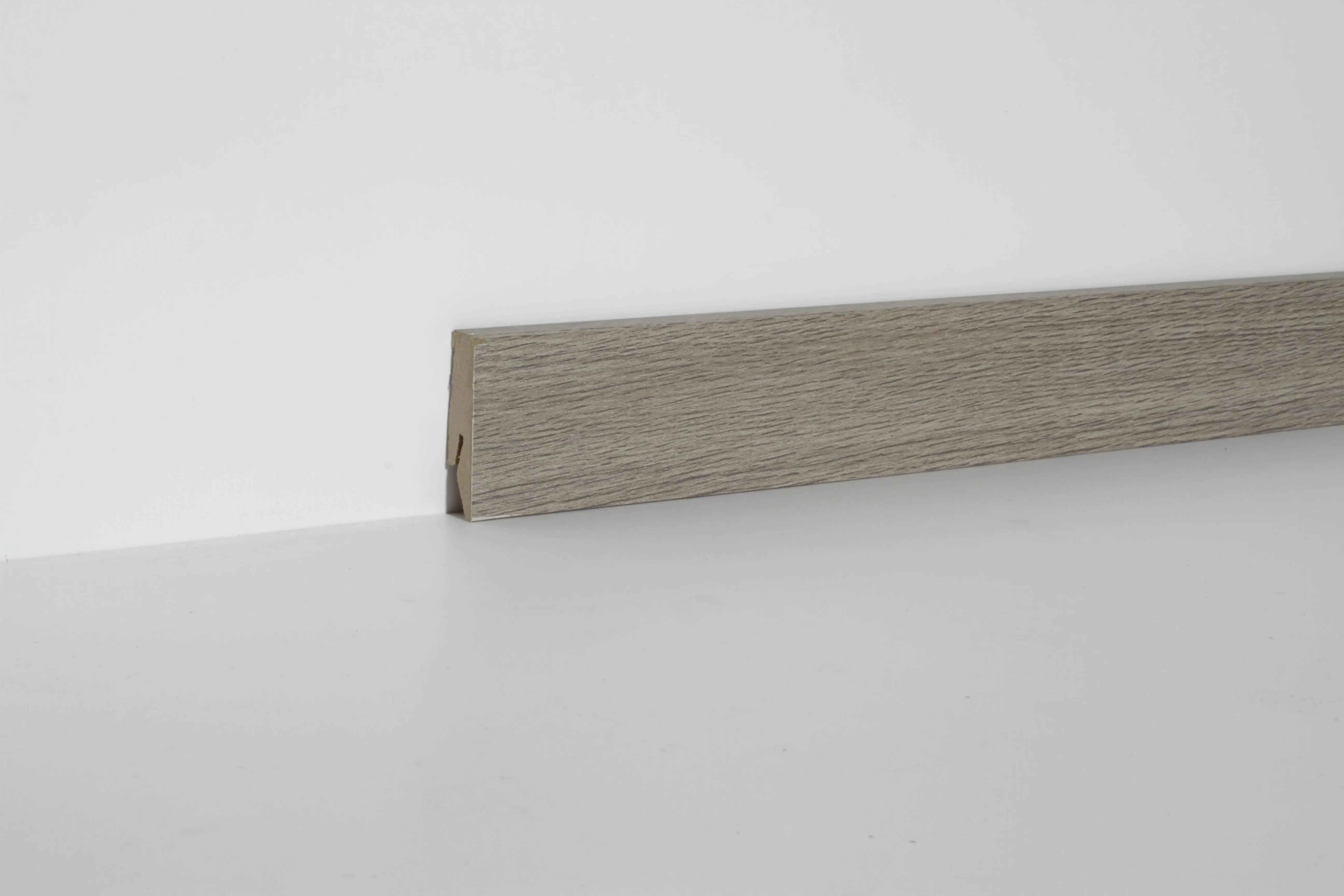 Classen Clip-Fußleiste 240 cm 58 x 19 mm Eiche Anamur 