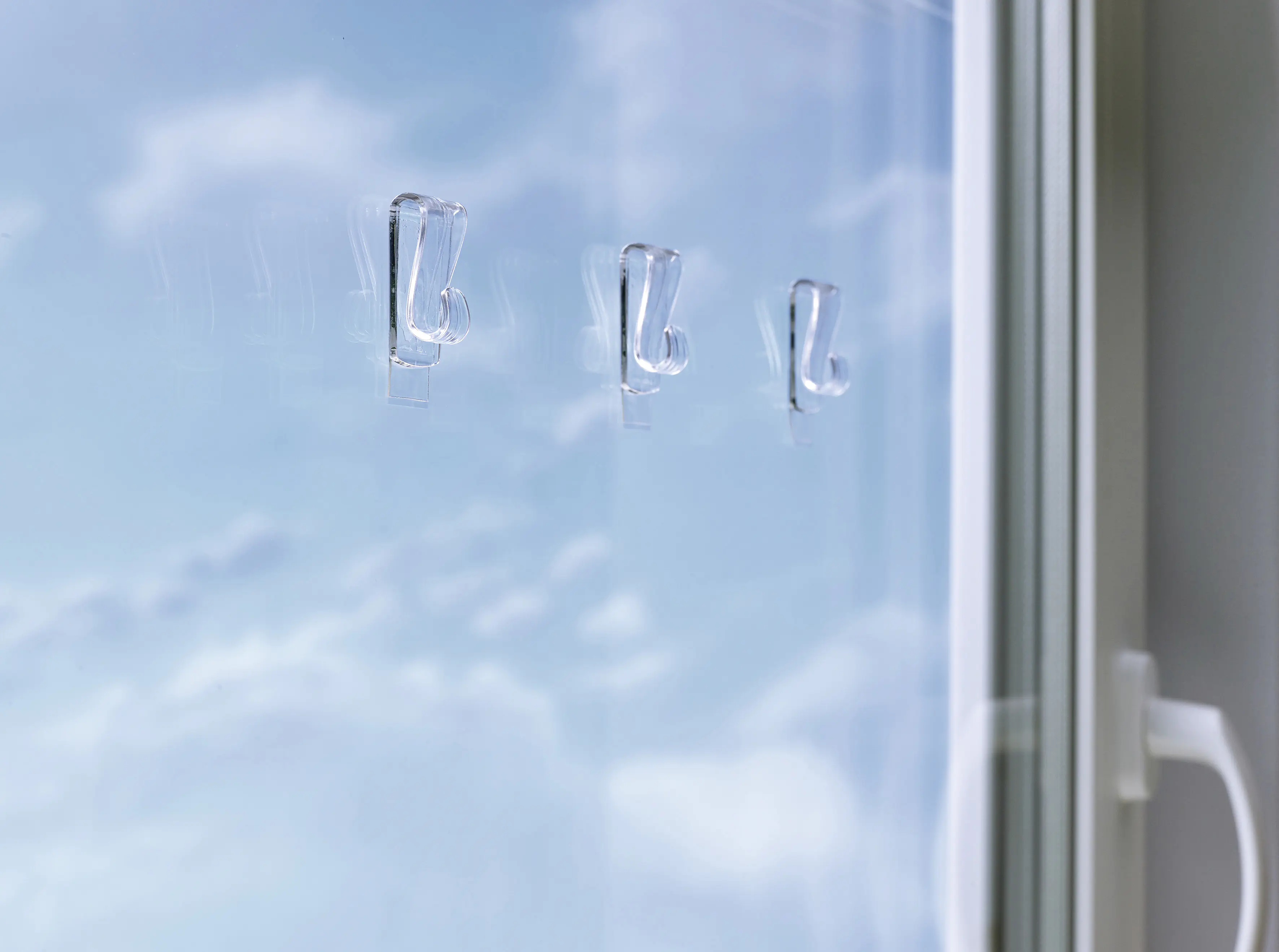 tesa Klebehaken Traglast 1 kg, 2 Stück tesa Klebehaken Traglast 1 kg, 2 Stück