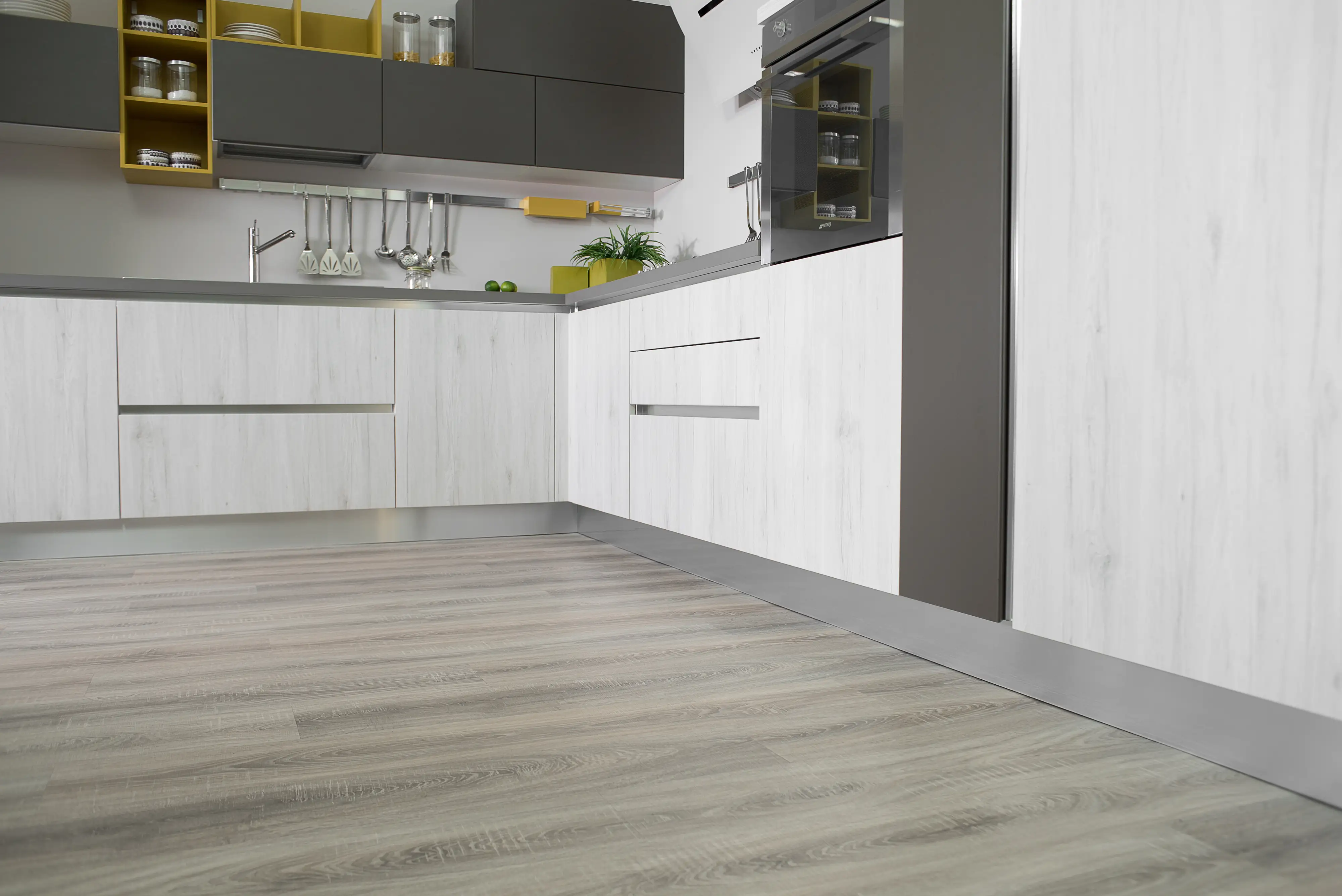 GetaElements Sockelblende Magro alu 250x10x2 cm