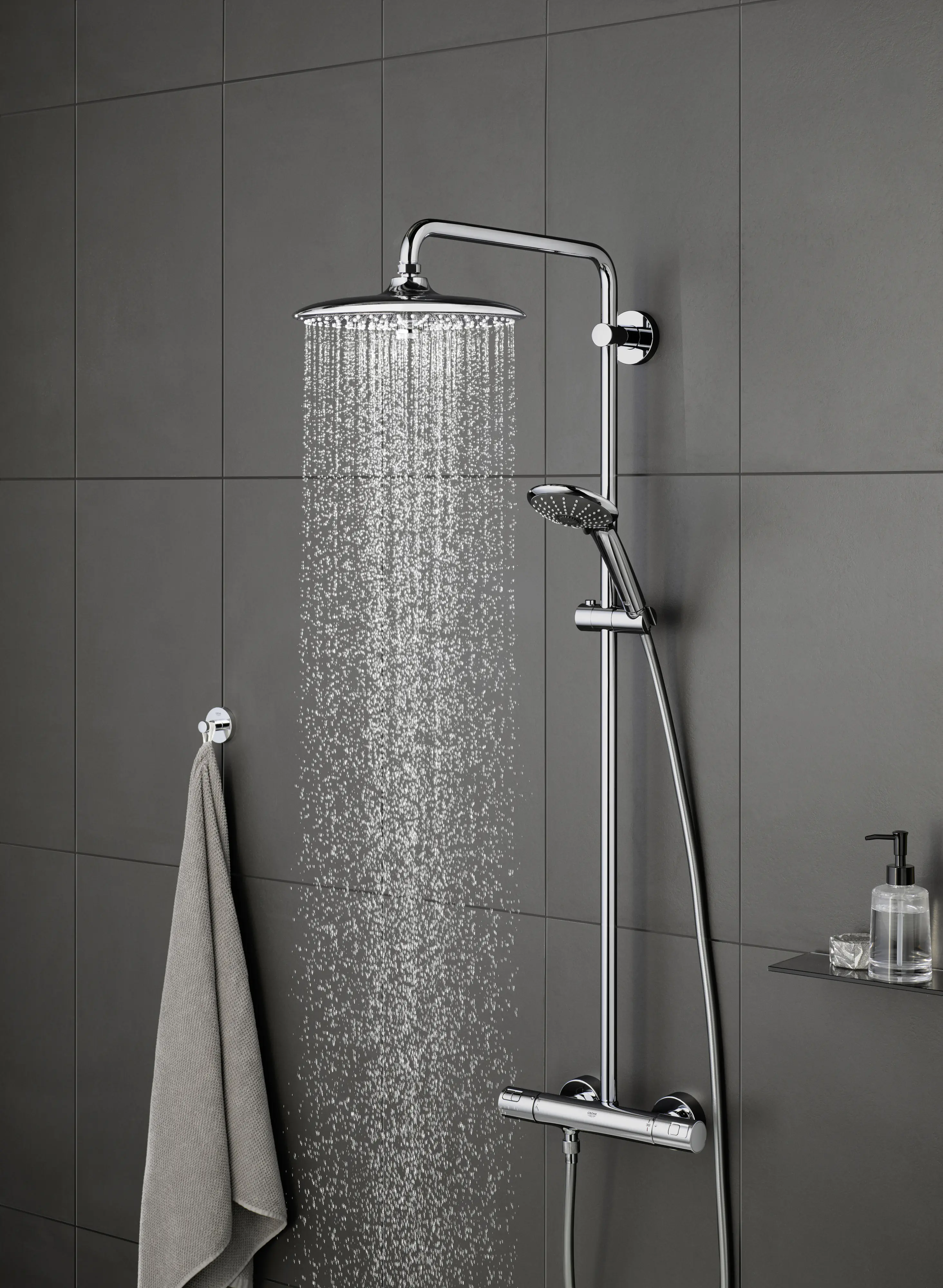 Grohe Kopfbrause chrom, mit 3 Strahlarten: Rain, SmartRain, Massage Grohe Kopfbrause chrom, mit 3 Strahlarten: Rain, SmartRain, Massage