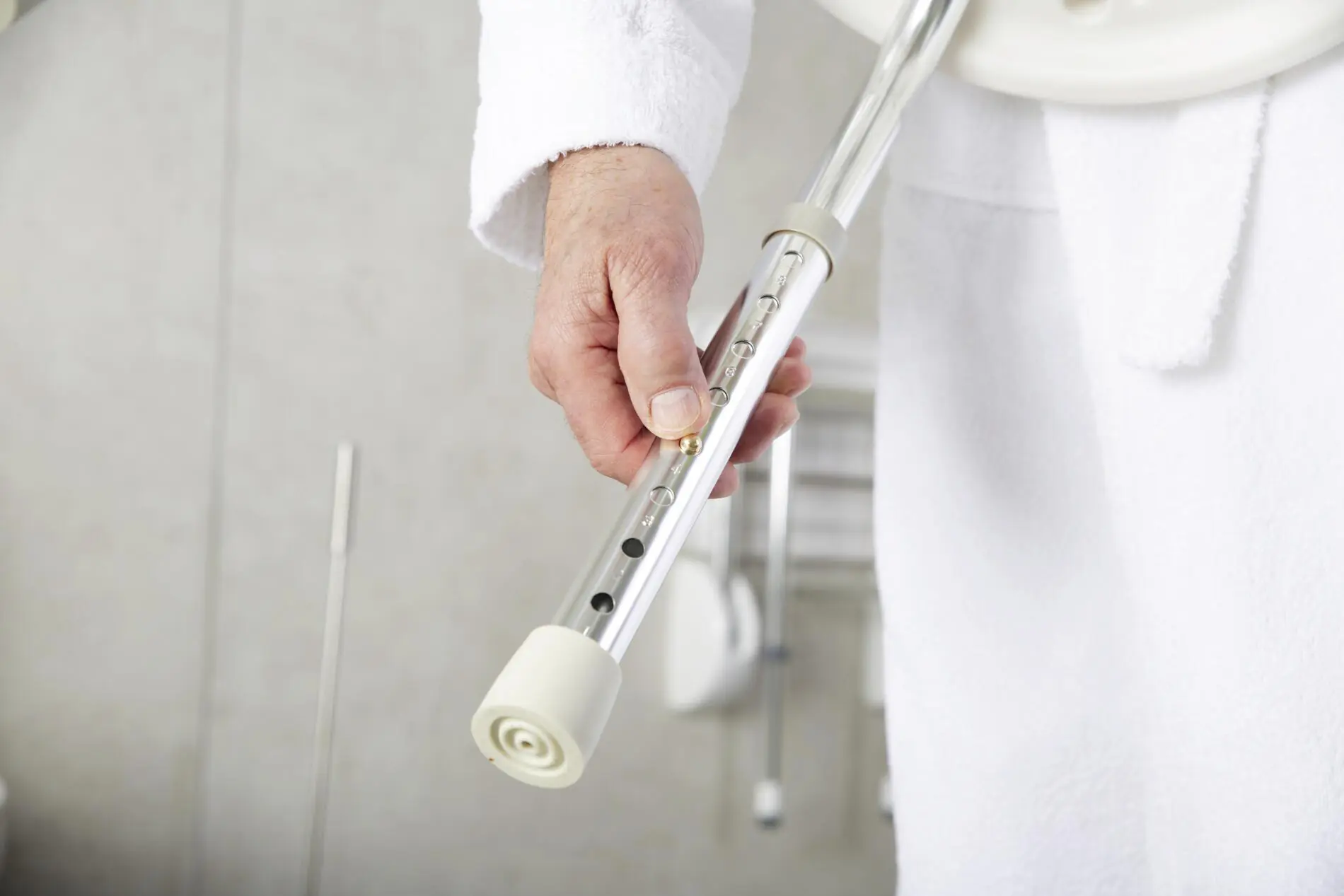 Ridder Bad-Hocker Go, weiß, höhenverstellbar, Aluminium / PE / TPR