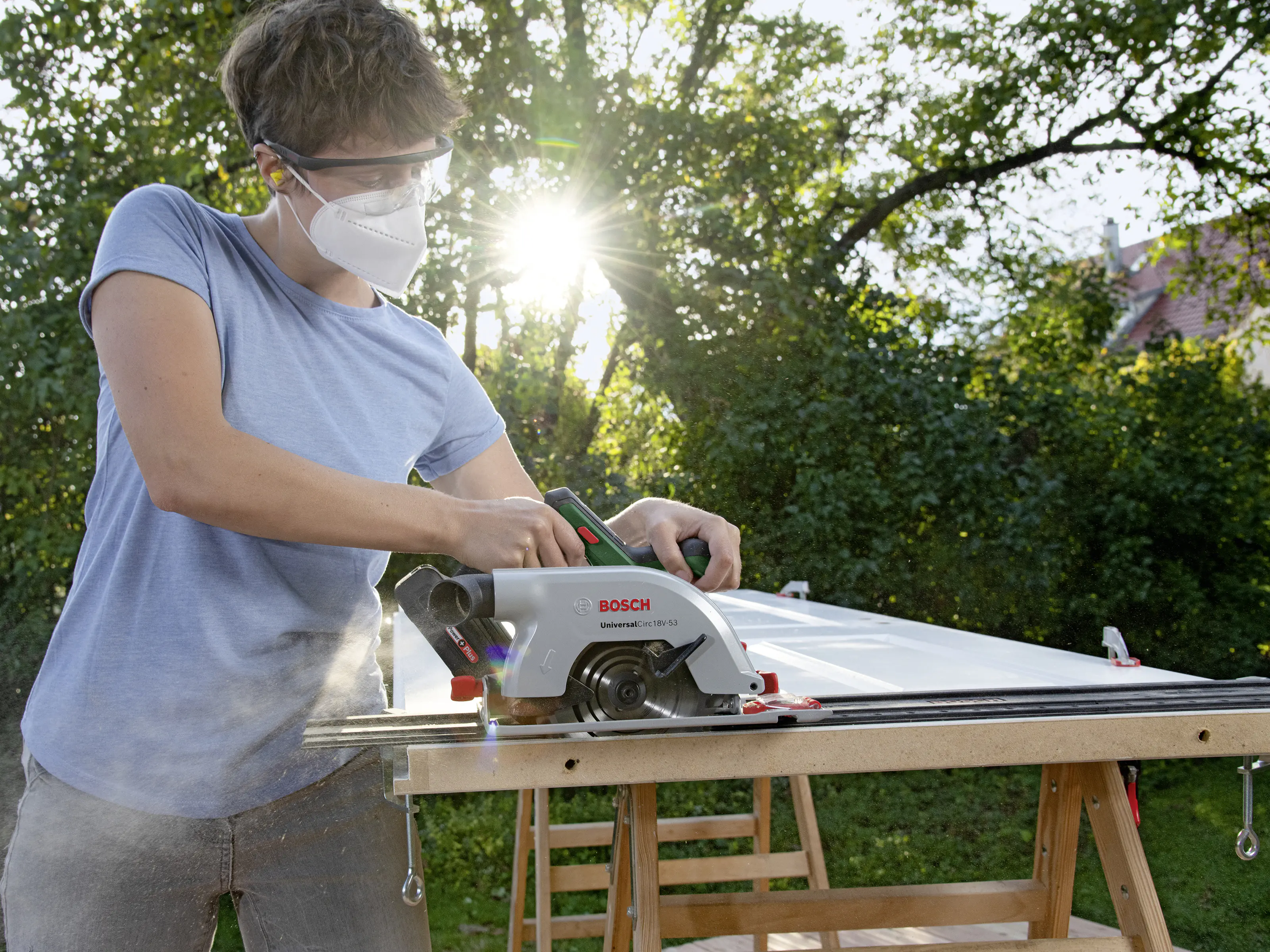 Bosch Akku-Kreissäge UniversalCirc 18V-53 Solo Bosch Akku-Kreissäge UniversalCirc 18V-53 Solo