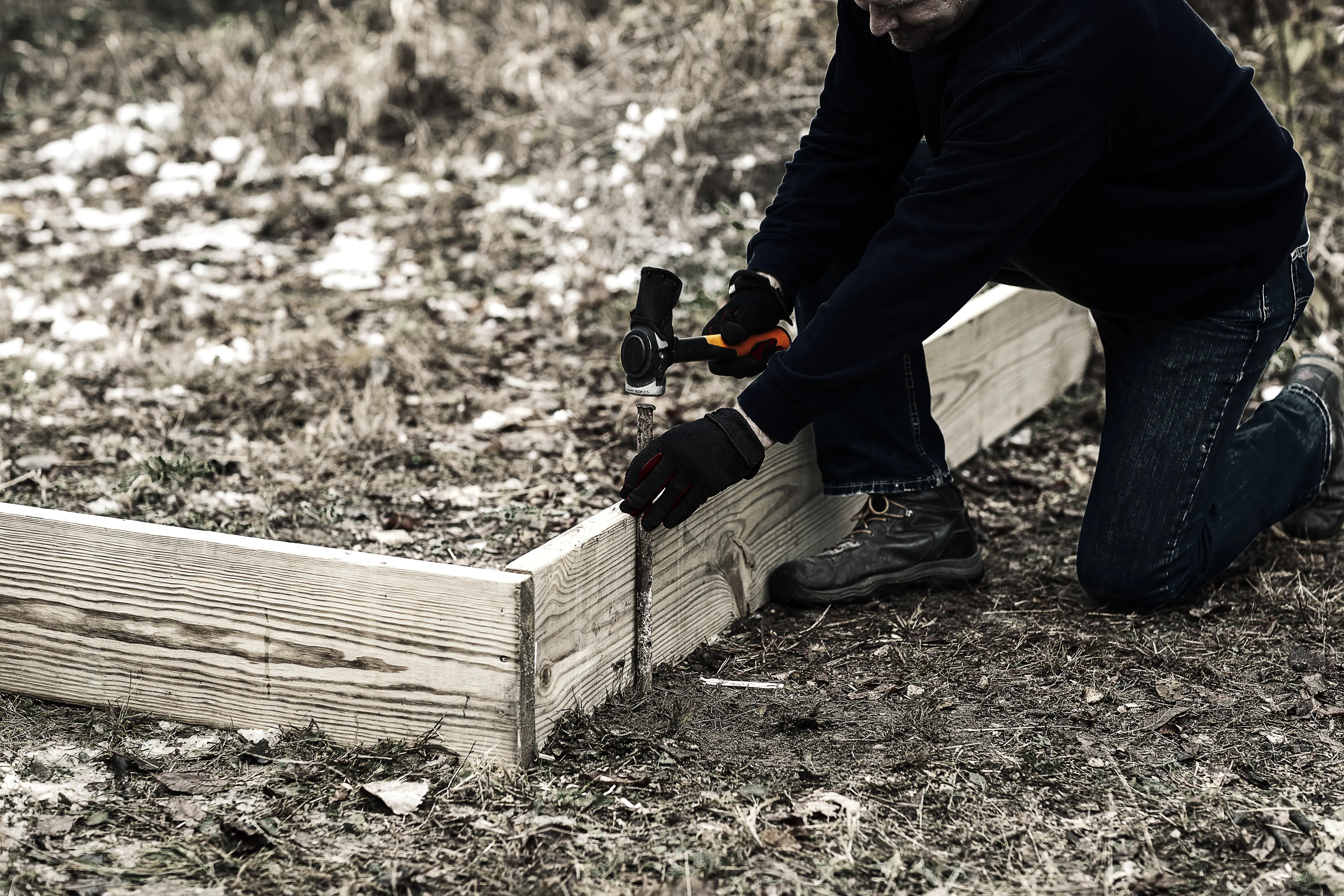 Fiskars Pro Bauaxt IsoCore S 36 cm inkl. Holster