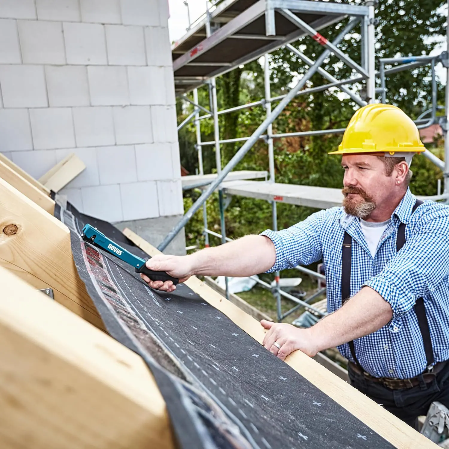 Novus Hammertacker J-022 Schlagtacker für Feindrahtklammern 4-6 mm