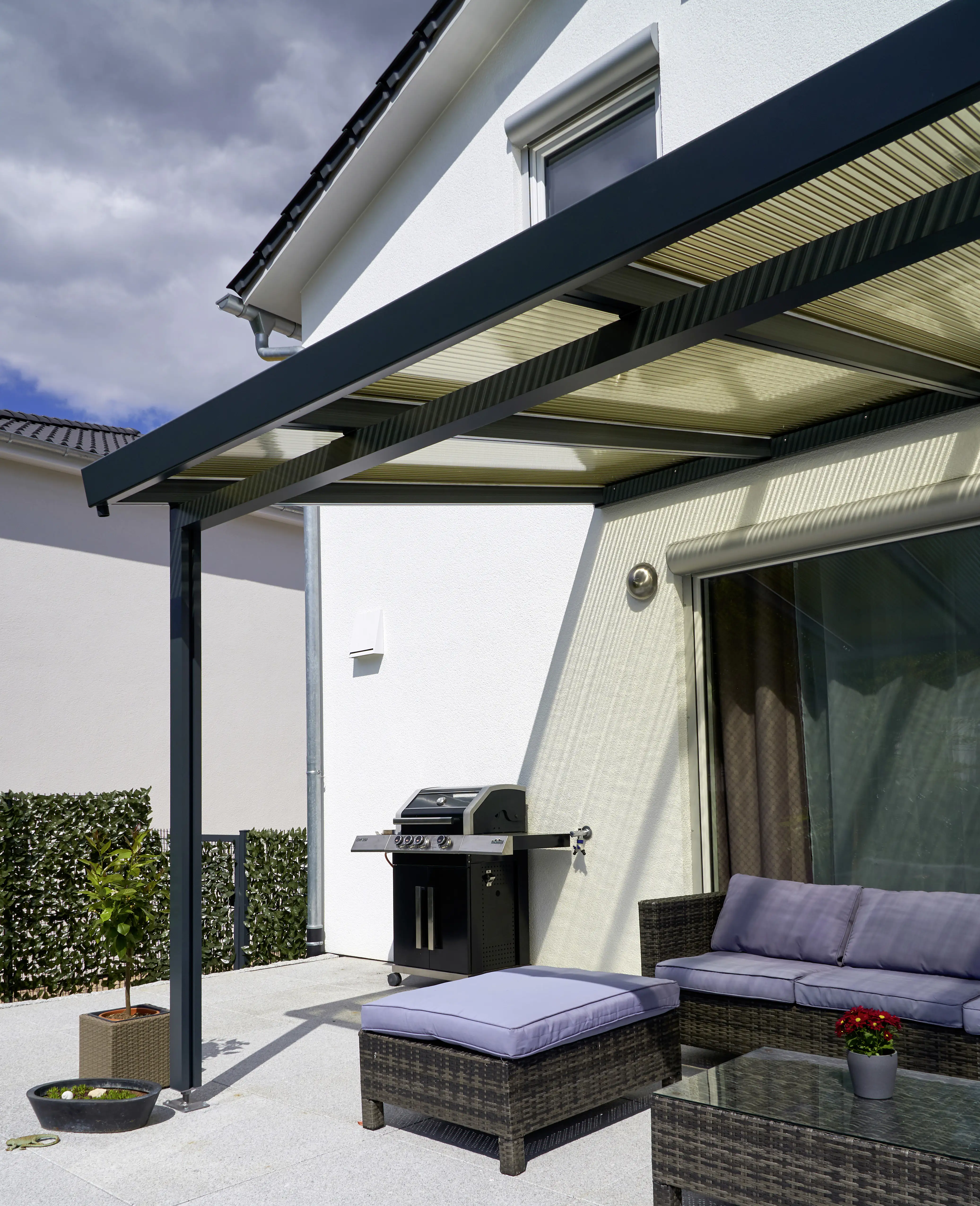 Gutta Premium Terrassendach 309,4 x 306 cm anthrazit Acryl bronce 16 mm