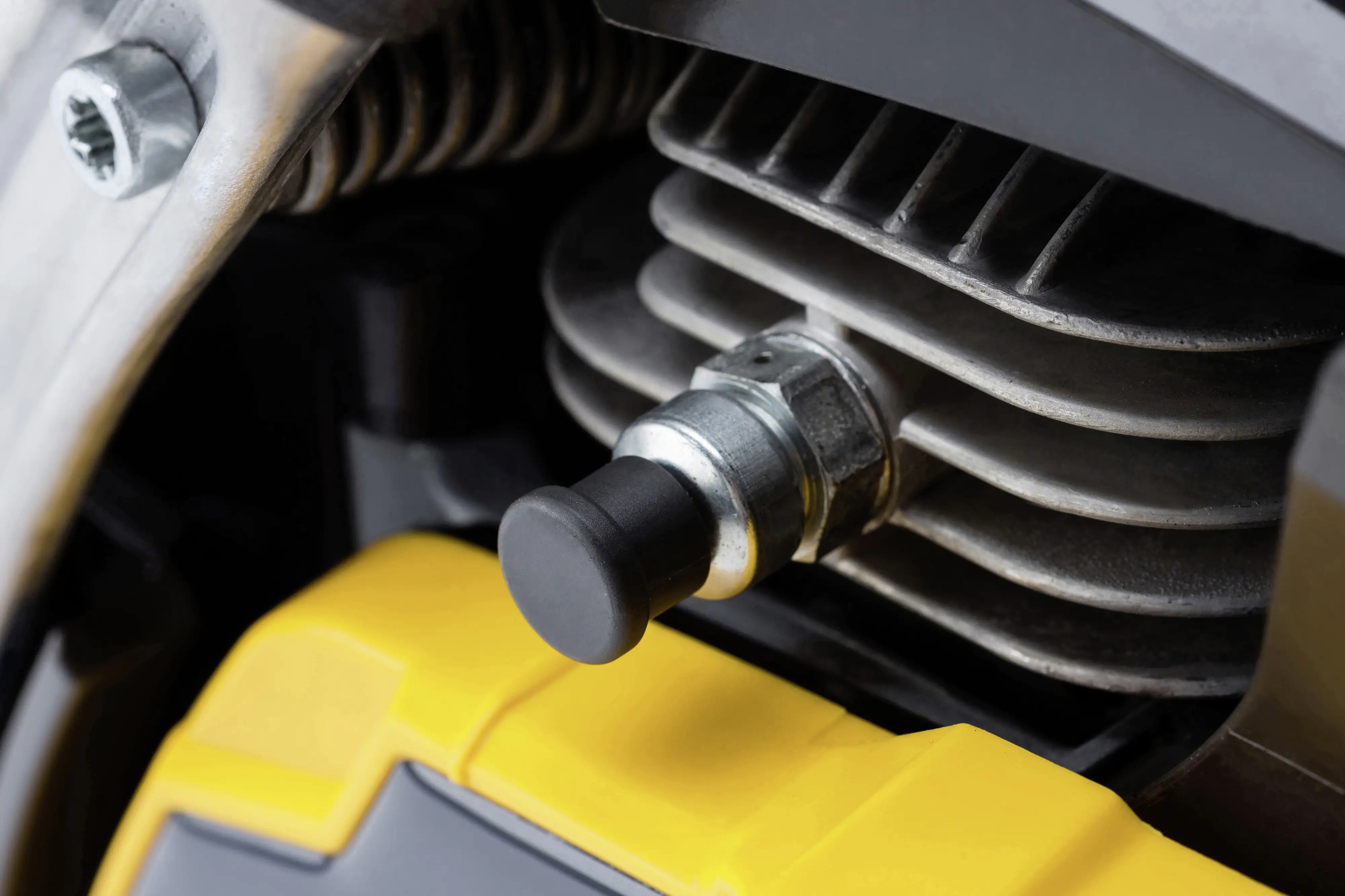 Stiga Benzin Kettensäge CS 755 2,3 kW, 45 cm Schwertlänge Stiga Benzin Kettensäge CS 755 2,3 kW, 45 cm Schwertlänge