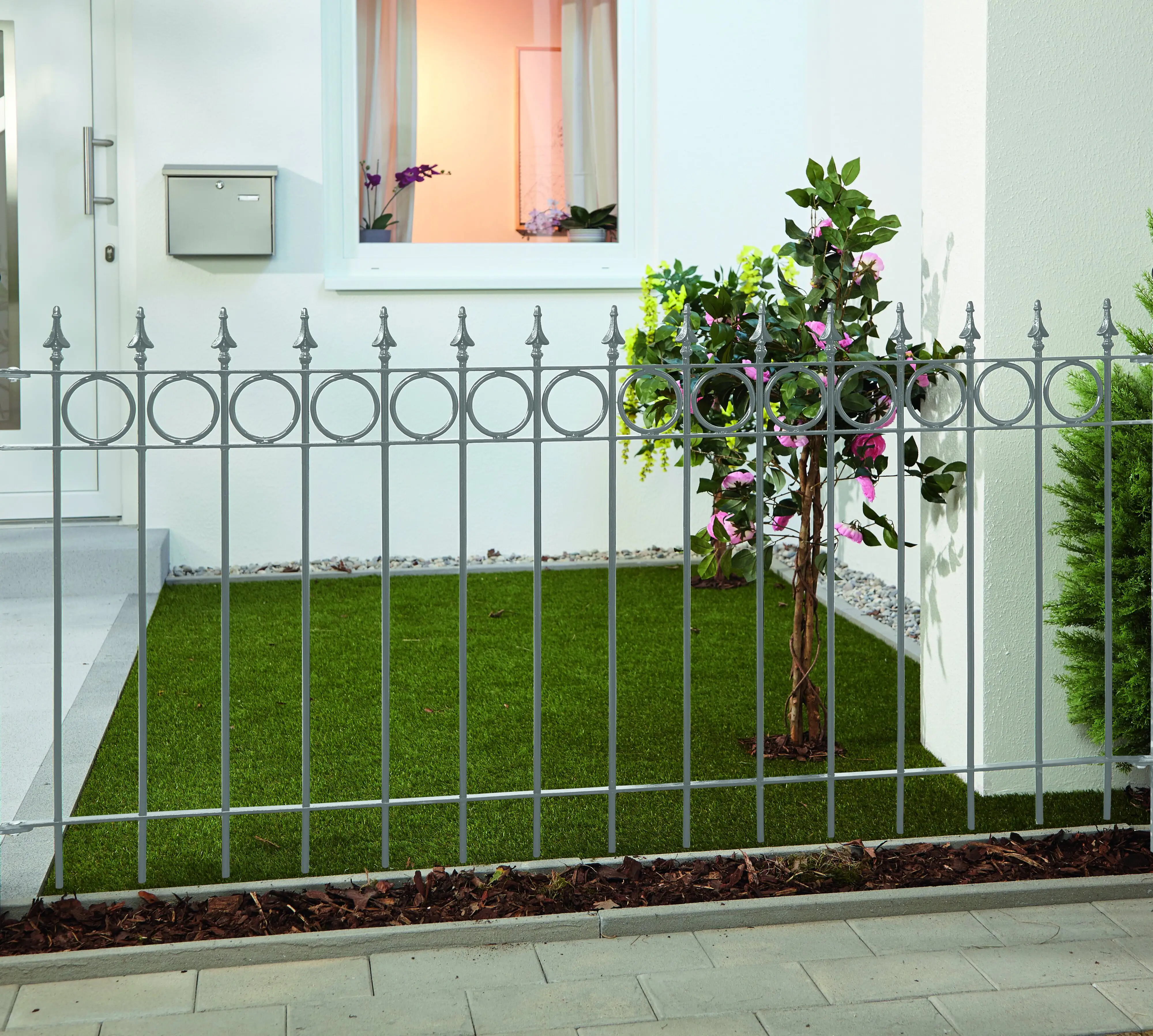 Alpina Metallschutz-Lack Anti-Rost 750 ml hellgrau glänzend Alpina Metallschutz-Lack Anti-Rost 750 ml hellgrau glänzend