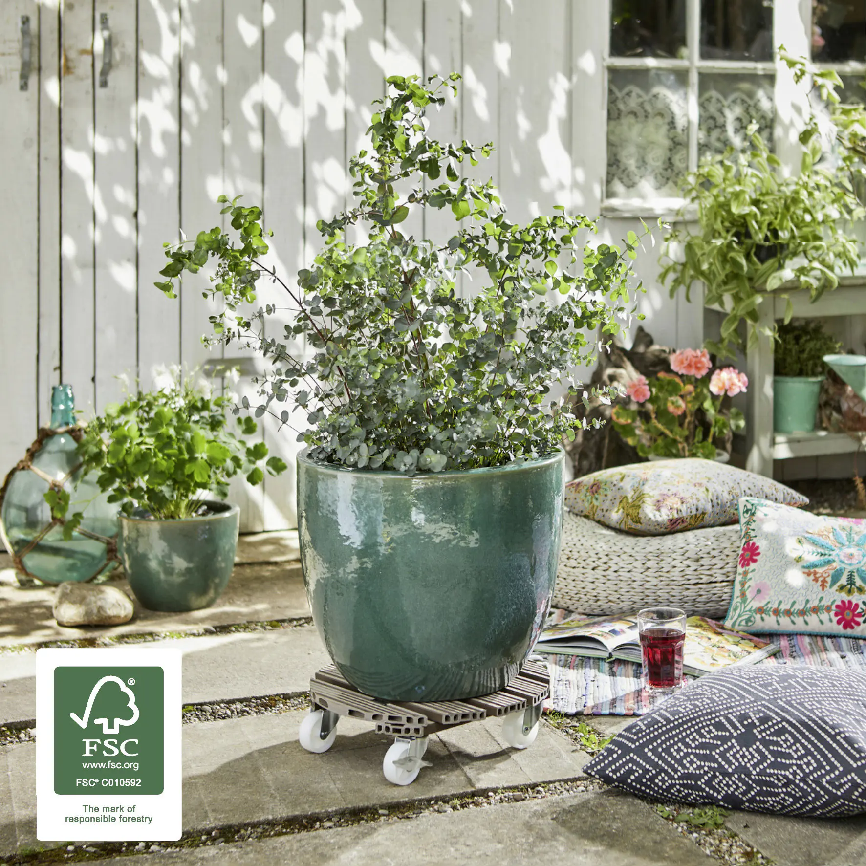 Wagner Pflanzenroller WPC Ø 39 cm taupe Wagner Pflanzenroller WPC Ø 39 cm taupe