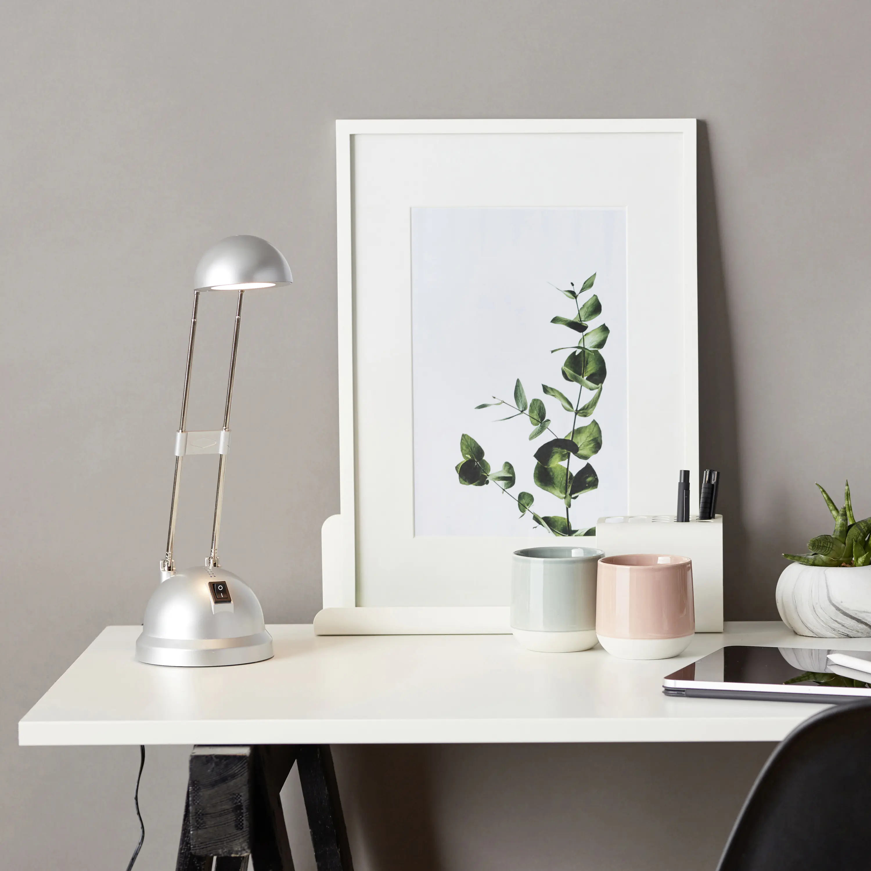 Brilliant LED Tischleuchte Katrina 20 x 11,5 cm 6 W, verstellbar, warmweiß